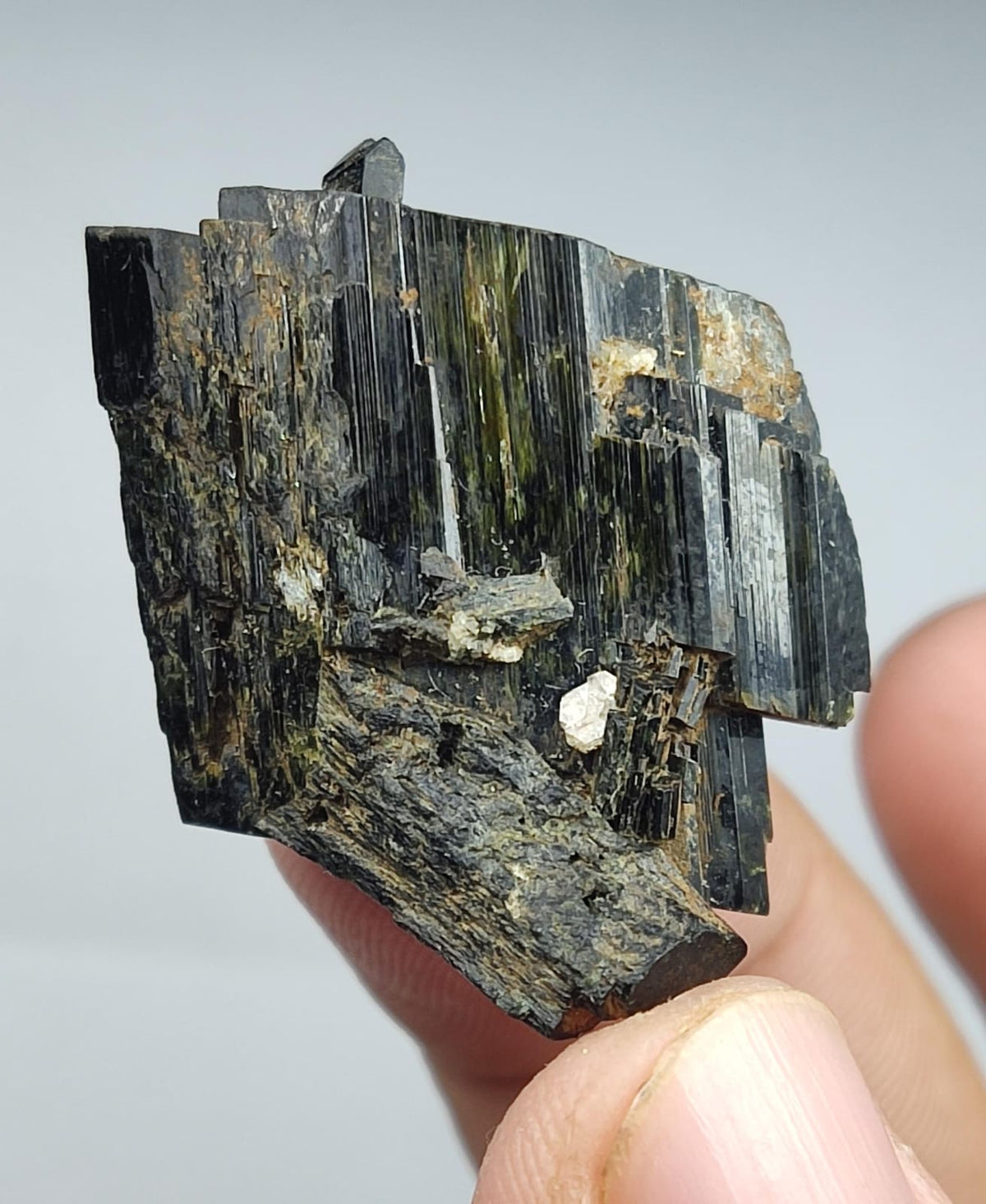 Natural aegirine crystal 11 grams