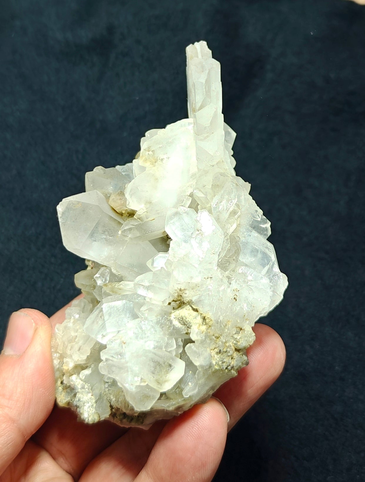 Natural Faden Quartz Crystal Specimen with chlorite inclusions 230 grams