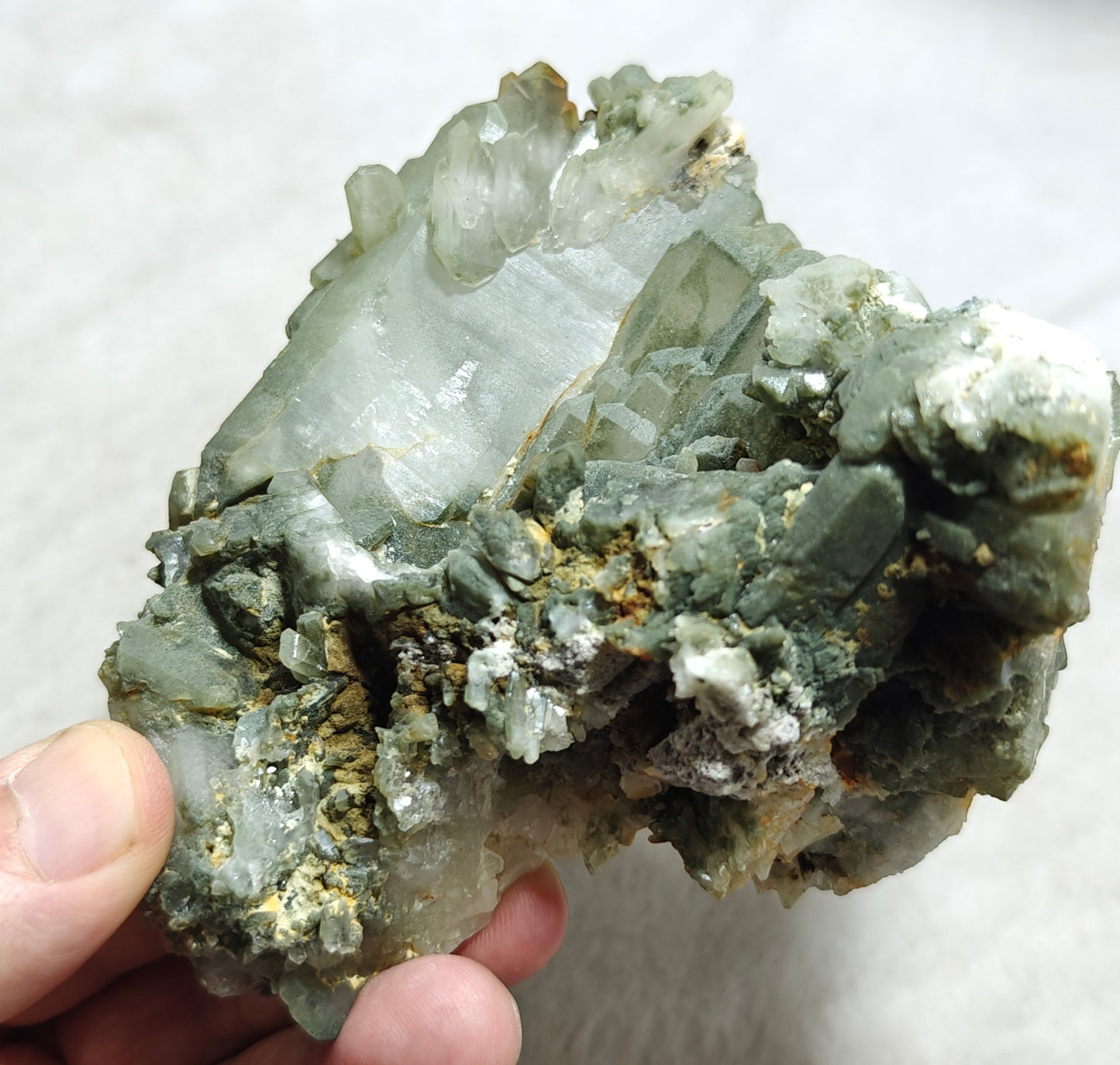 Chlorite Quartz crystals cluster 590 grams