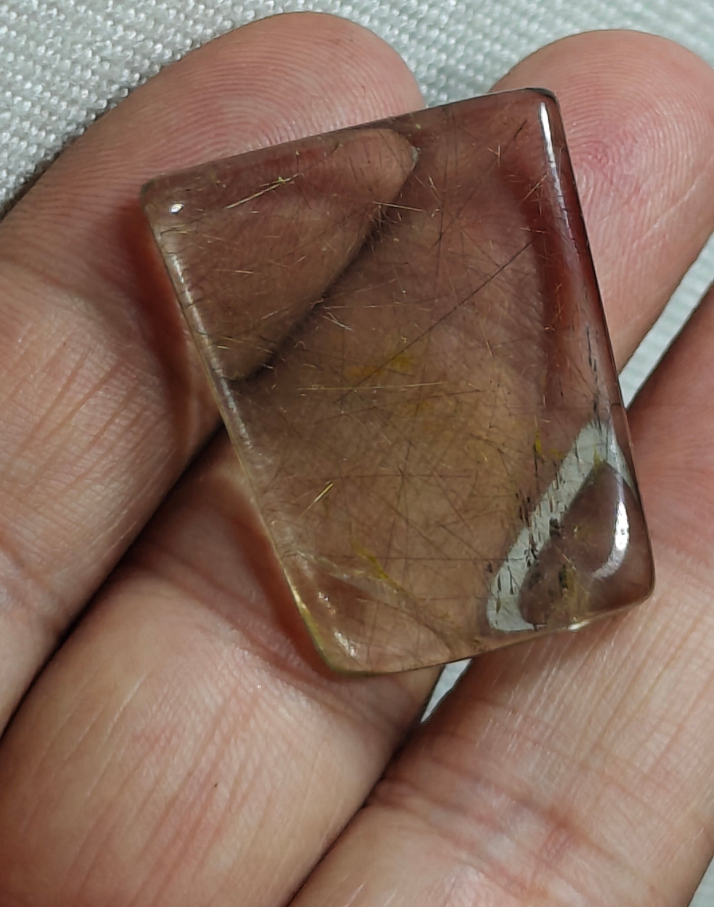 Rutiles included polished quartz 11 grams