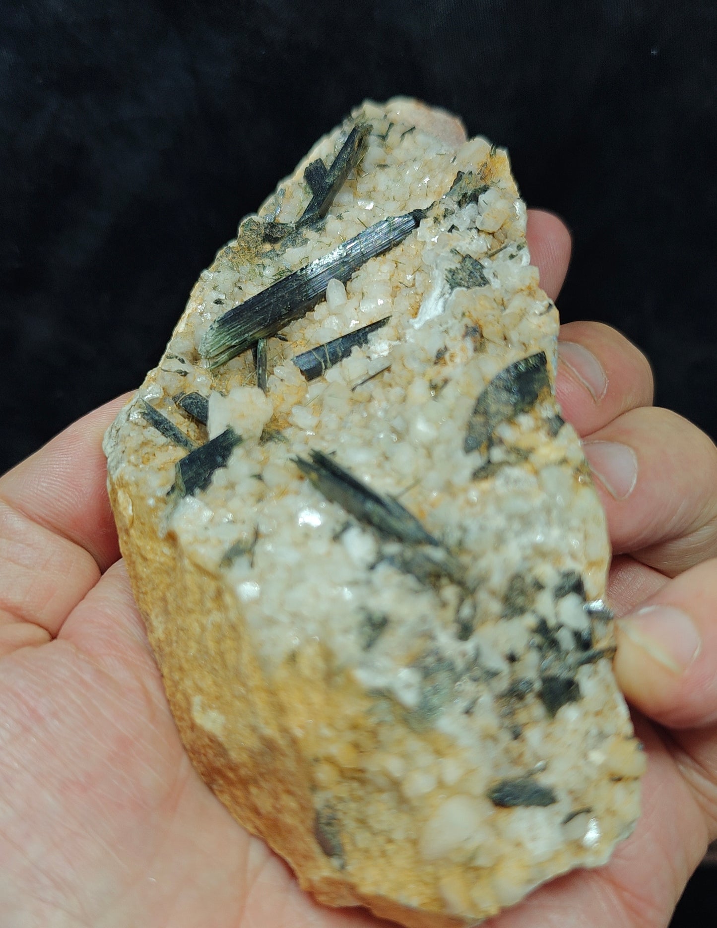 Natural aegirine crystals on matrix specimen 284 grams