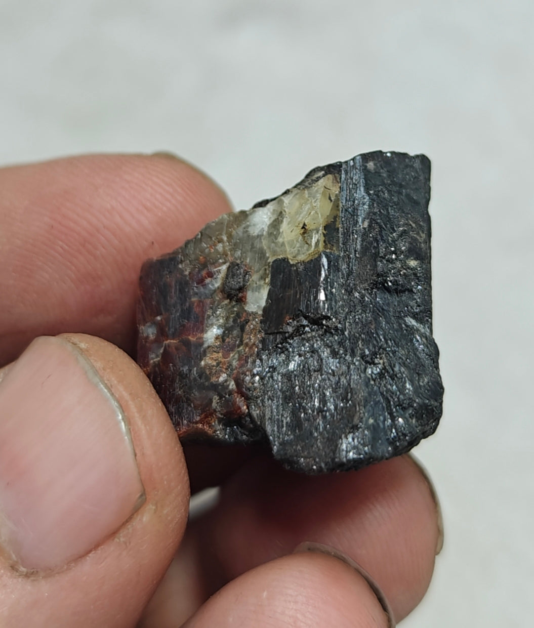 Natural mangano rare tantalite 29 grams