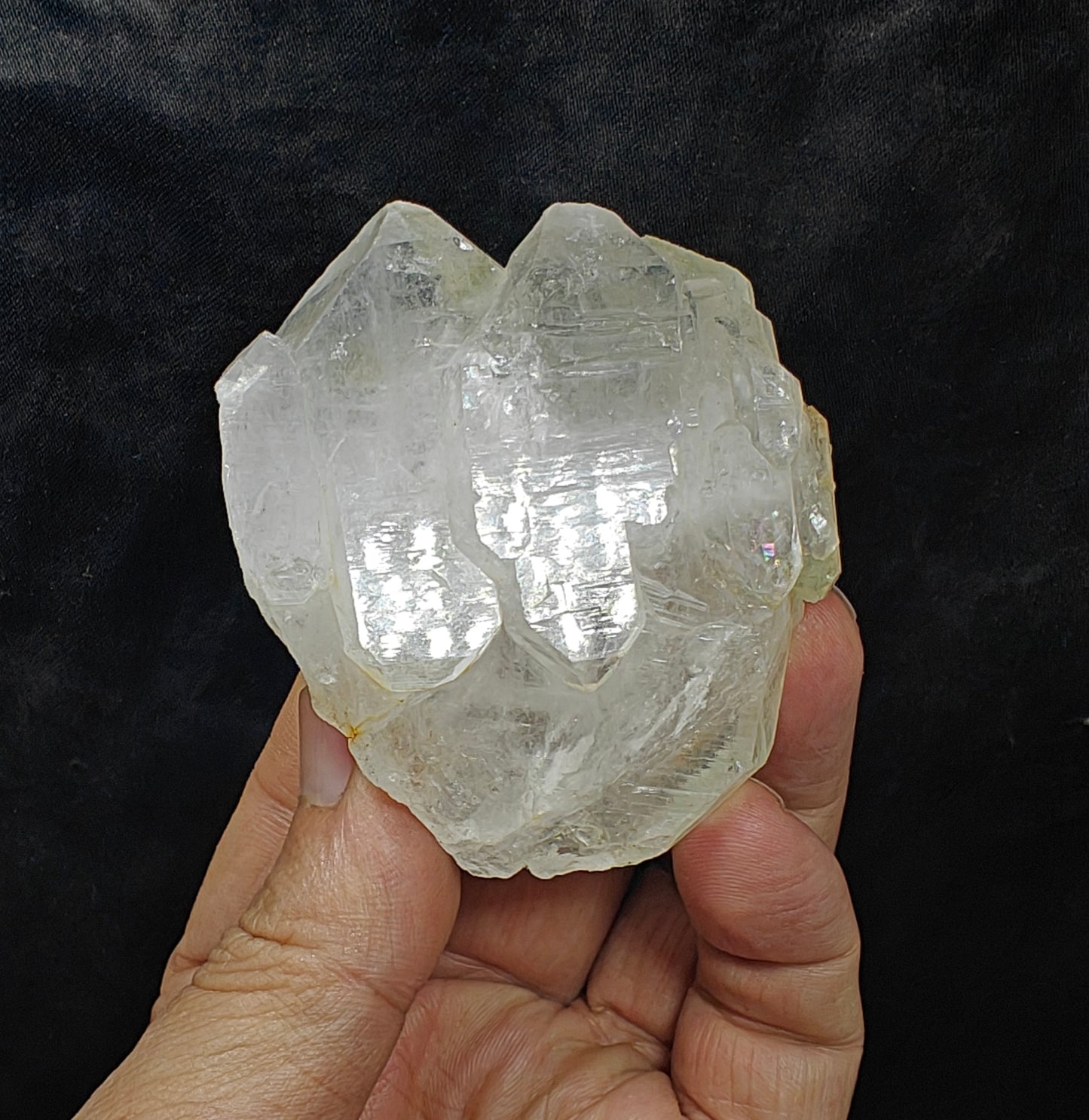 Faden Quartz crystal specimen 135 grams