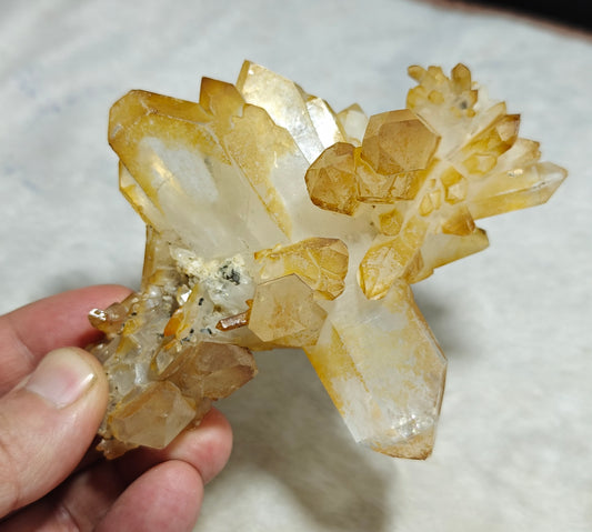 Natural yellow faden Quartz 235 grams