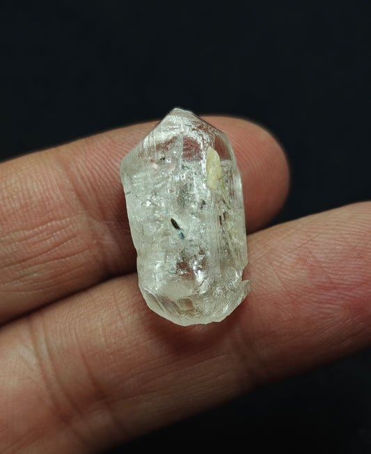 Double terminated topaz crystal