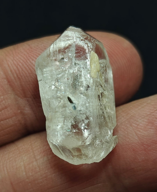 Double terminated topaz crystal