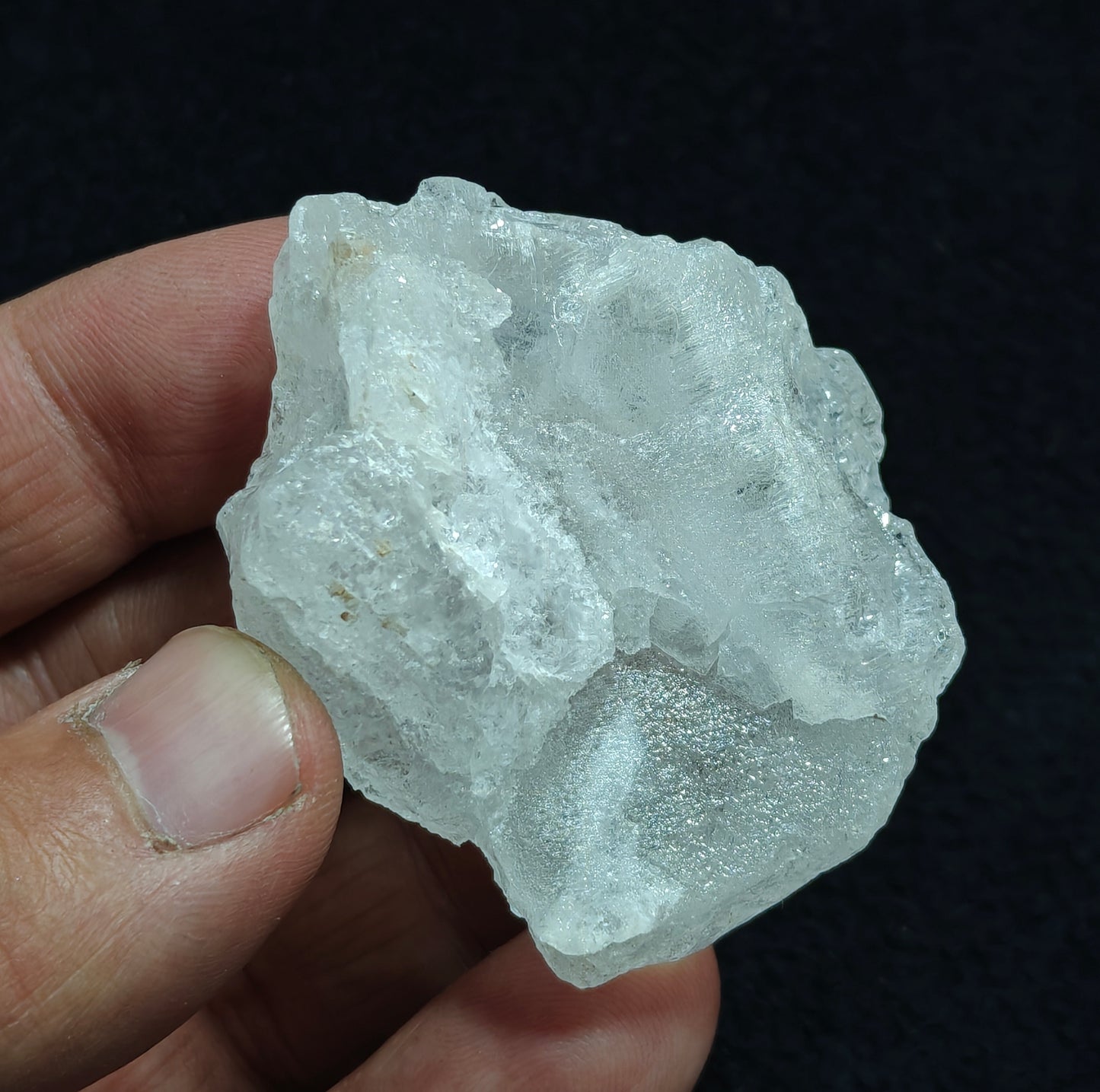 Natural pollucite 76 grams