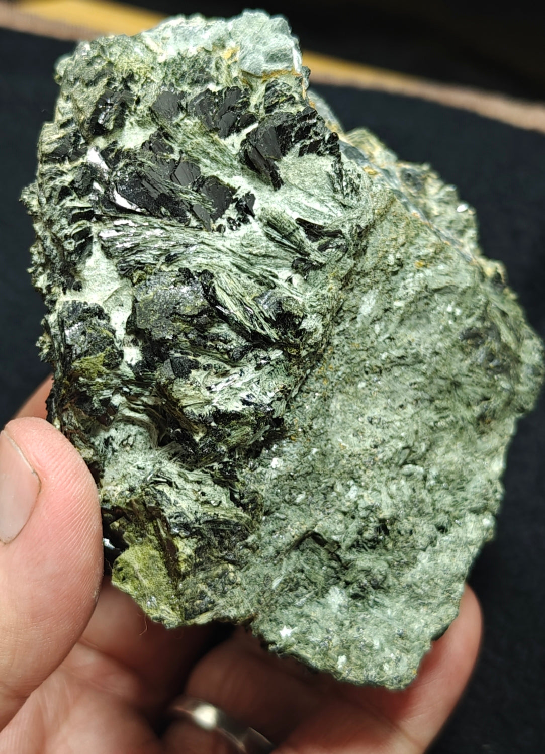 Lusterous Epidote specimen 587 grams