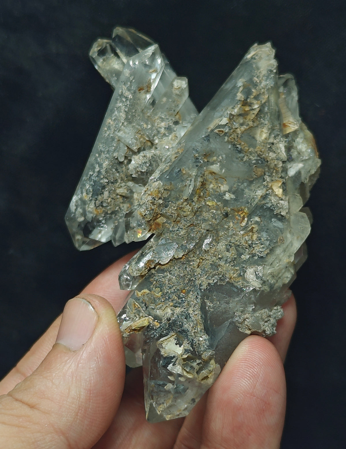 Quartz Crystals terminated cluster 145 grams