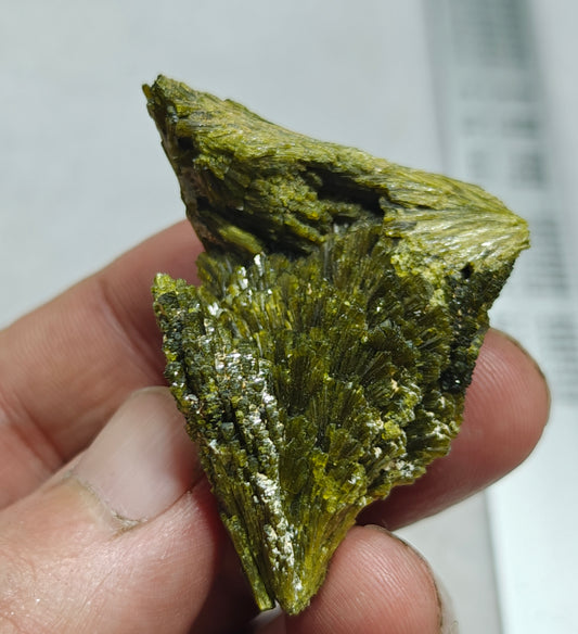 Natural Epidote cluster spray 35 grams