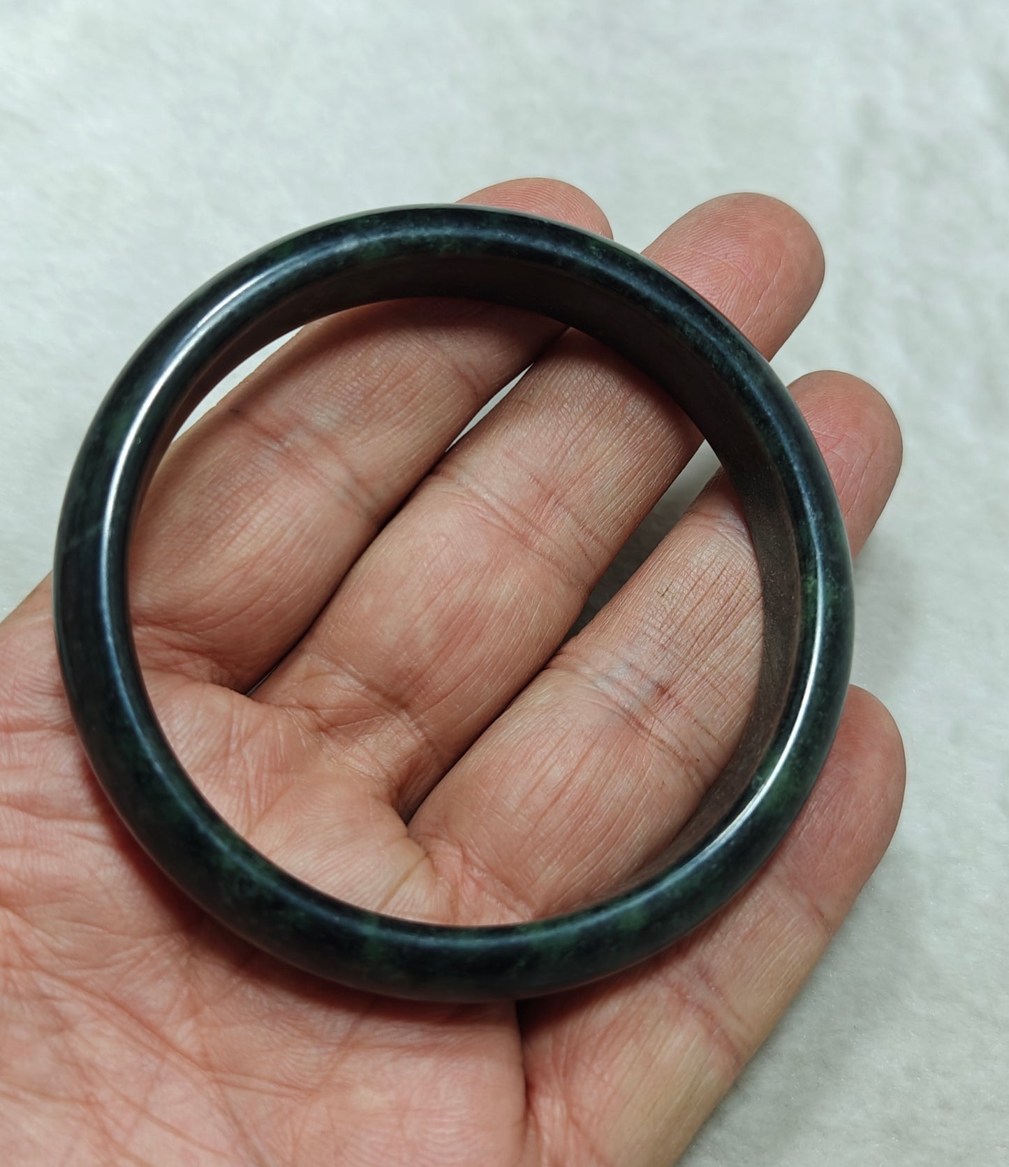 65 mm Size natural serpentine Bangle