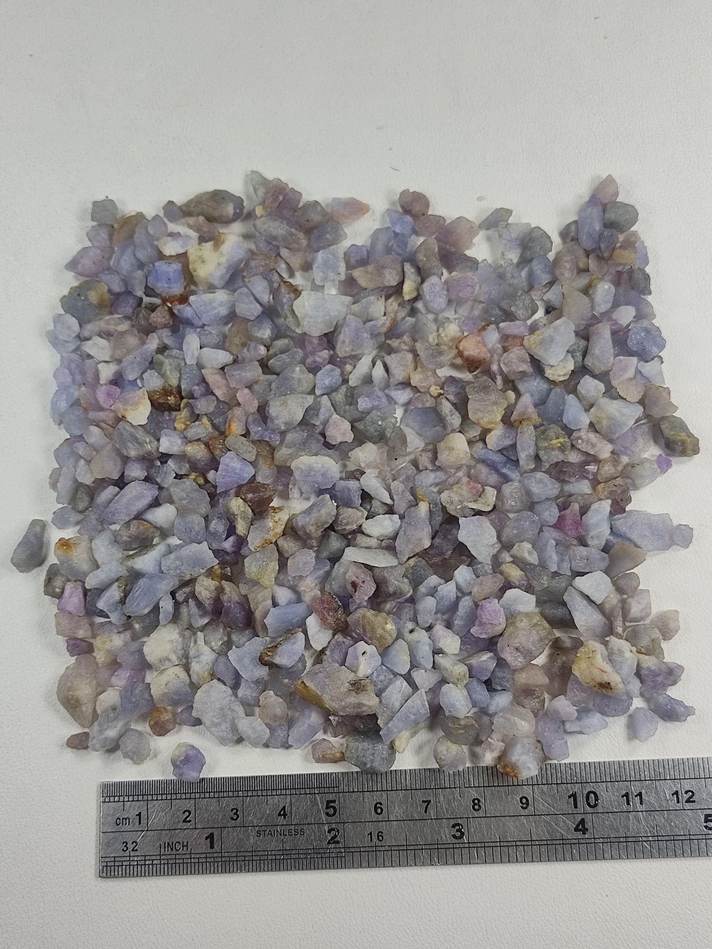 Fluorescent Hackmanite small size 120 grams