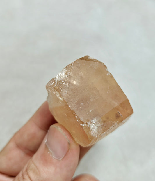 Peach color topaz crystal 86 grams