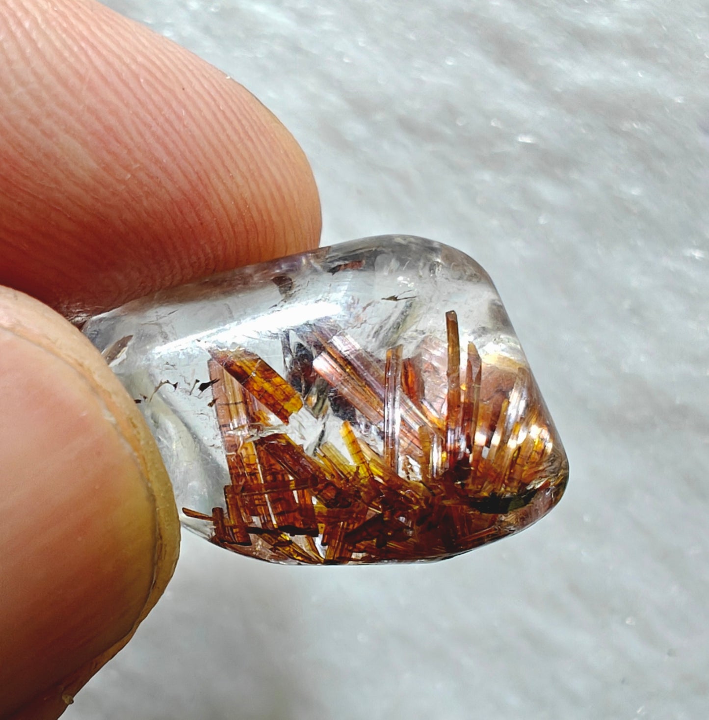 Rutiles included polished quartz 4 grams