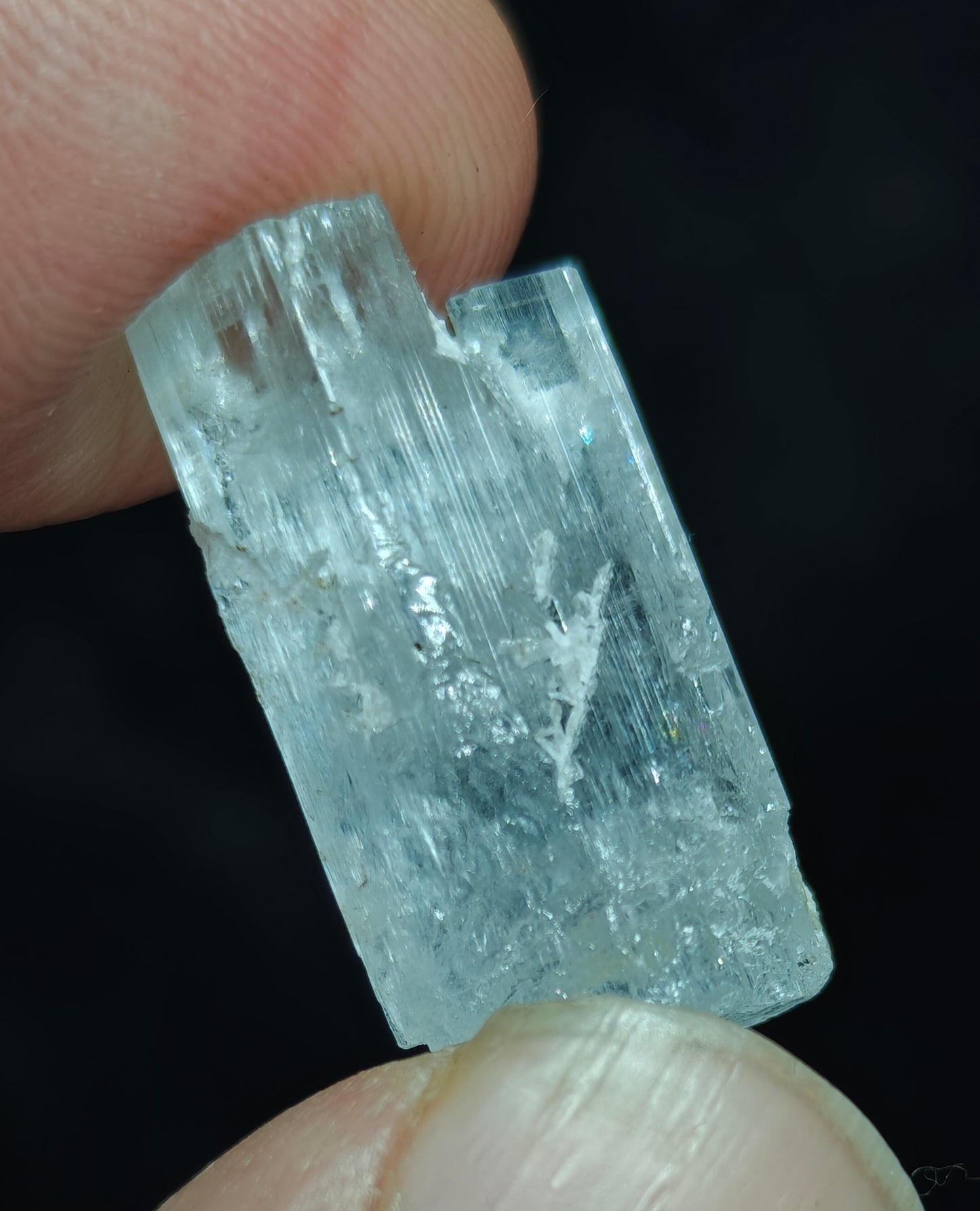 Natural aquamarine crystal twin formation 23 carats