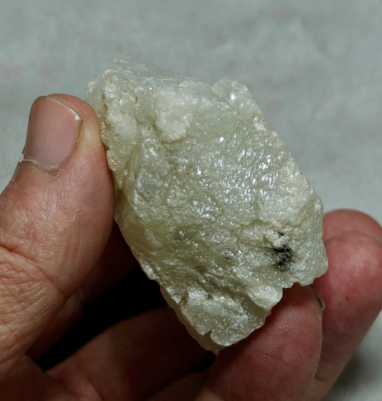 Natural spodumene crystal 264 grams