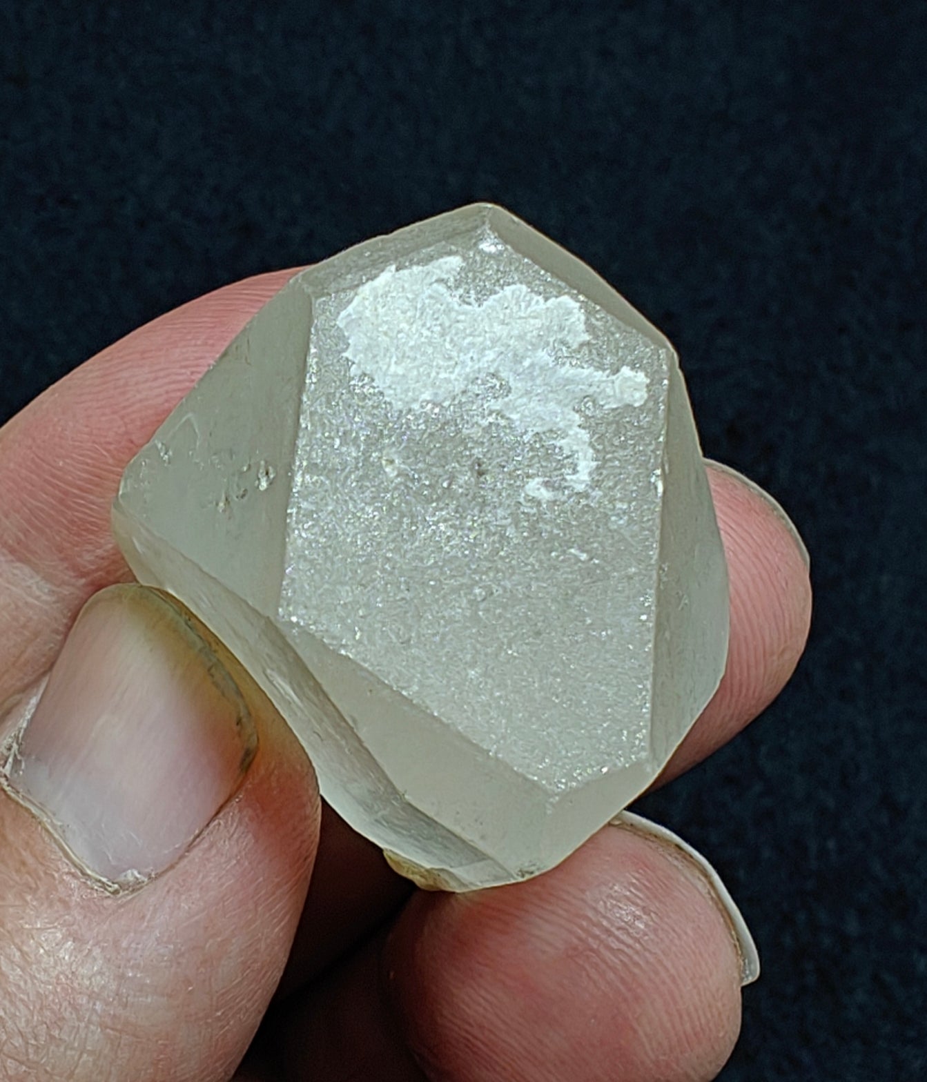 Single beautiful terminated Topaz crystal 45 grams