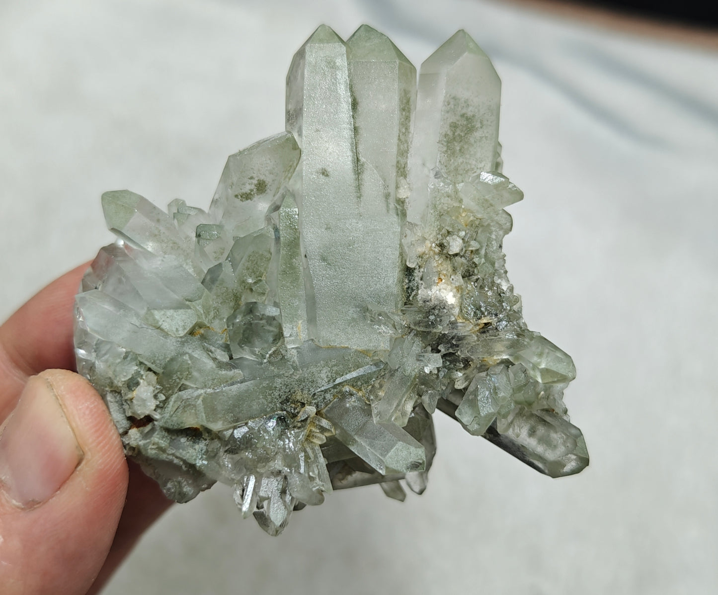 Chlorite Quartz crystals cluster 94 grams