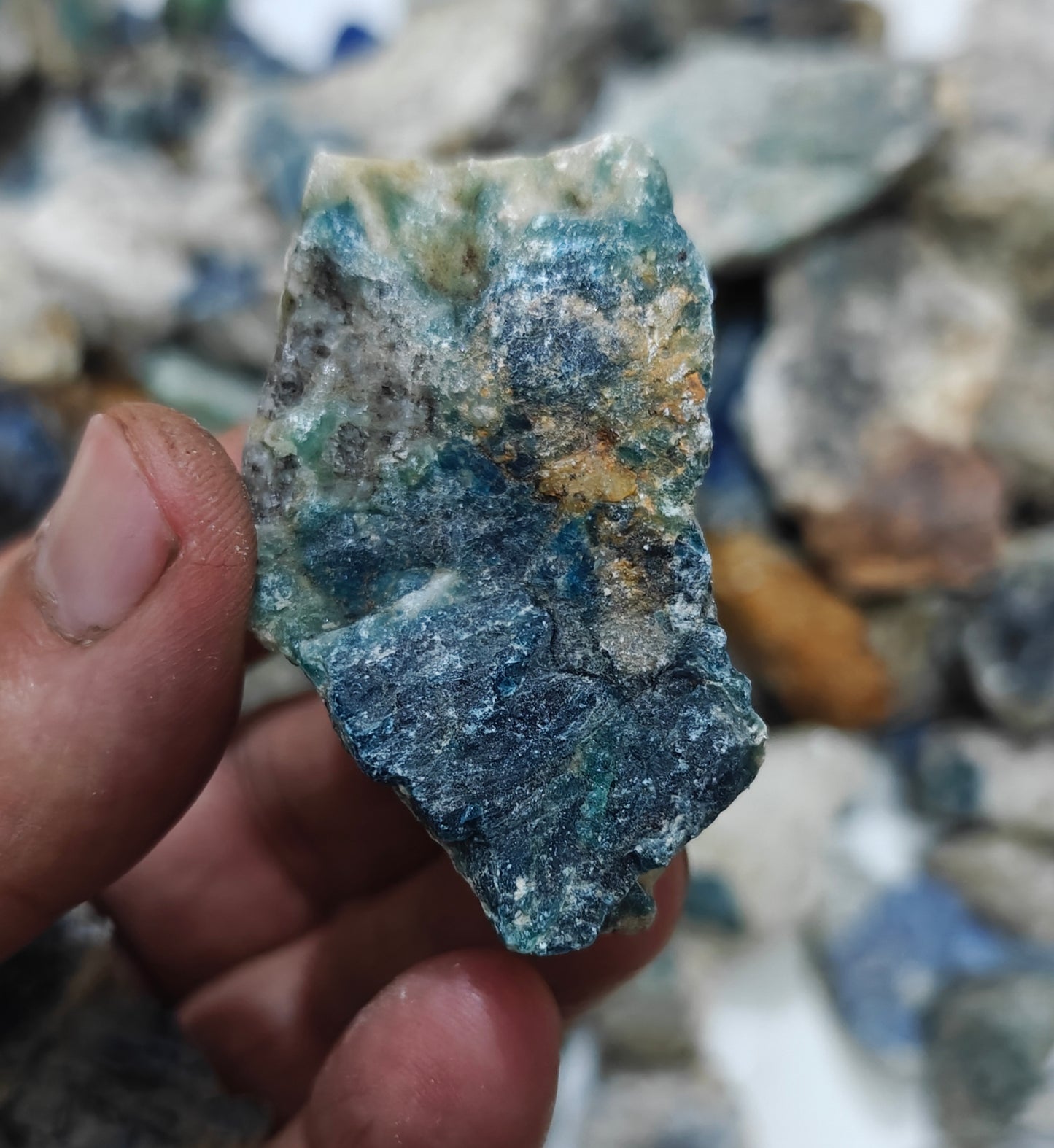 5kg fluorescent sodalite collection