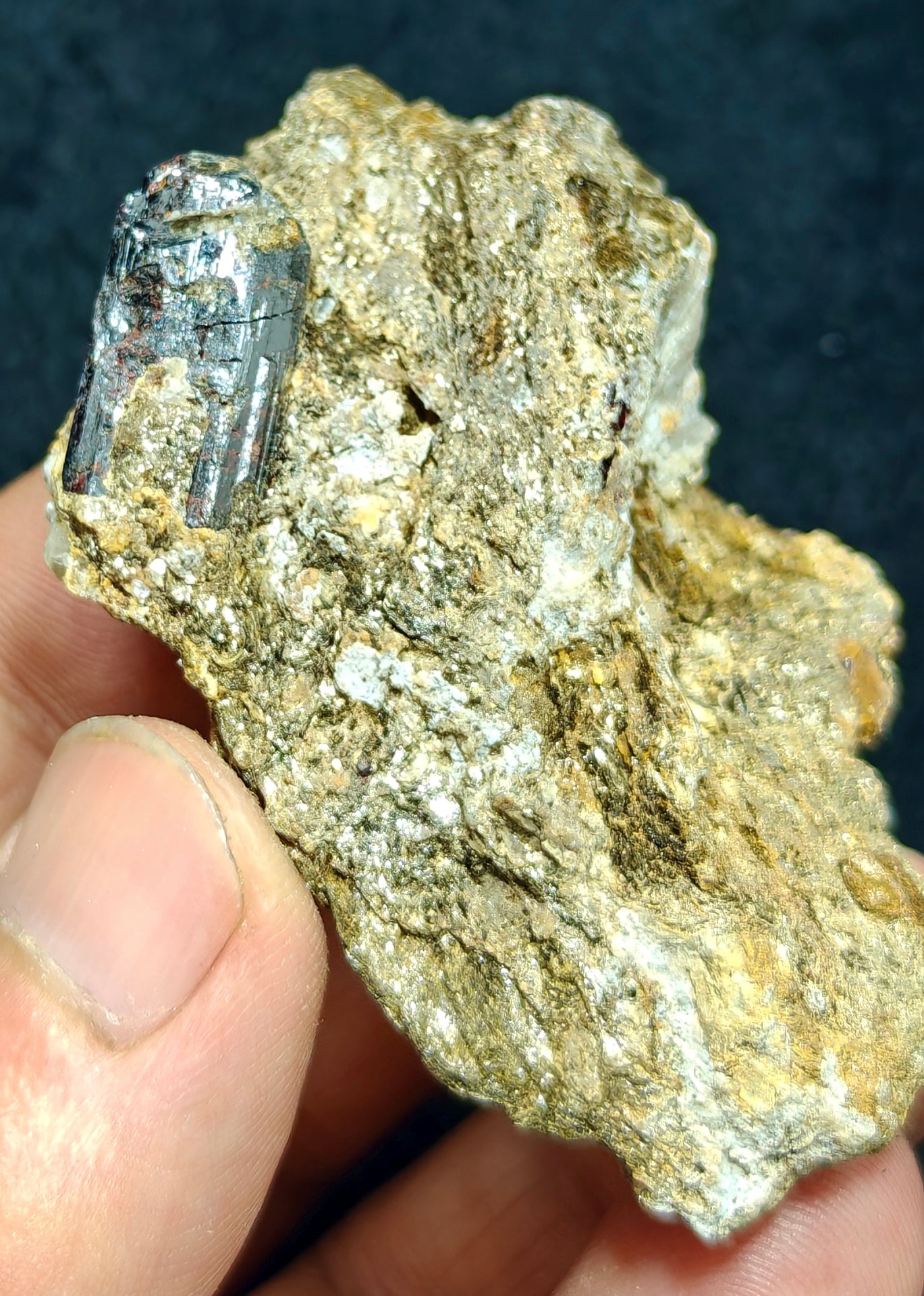 Rare rutile crystal on matrix of mica 75 grams