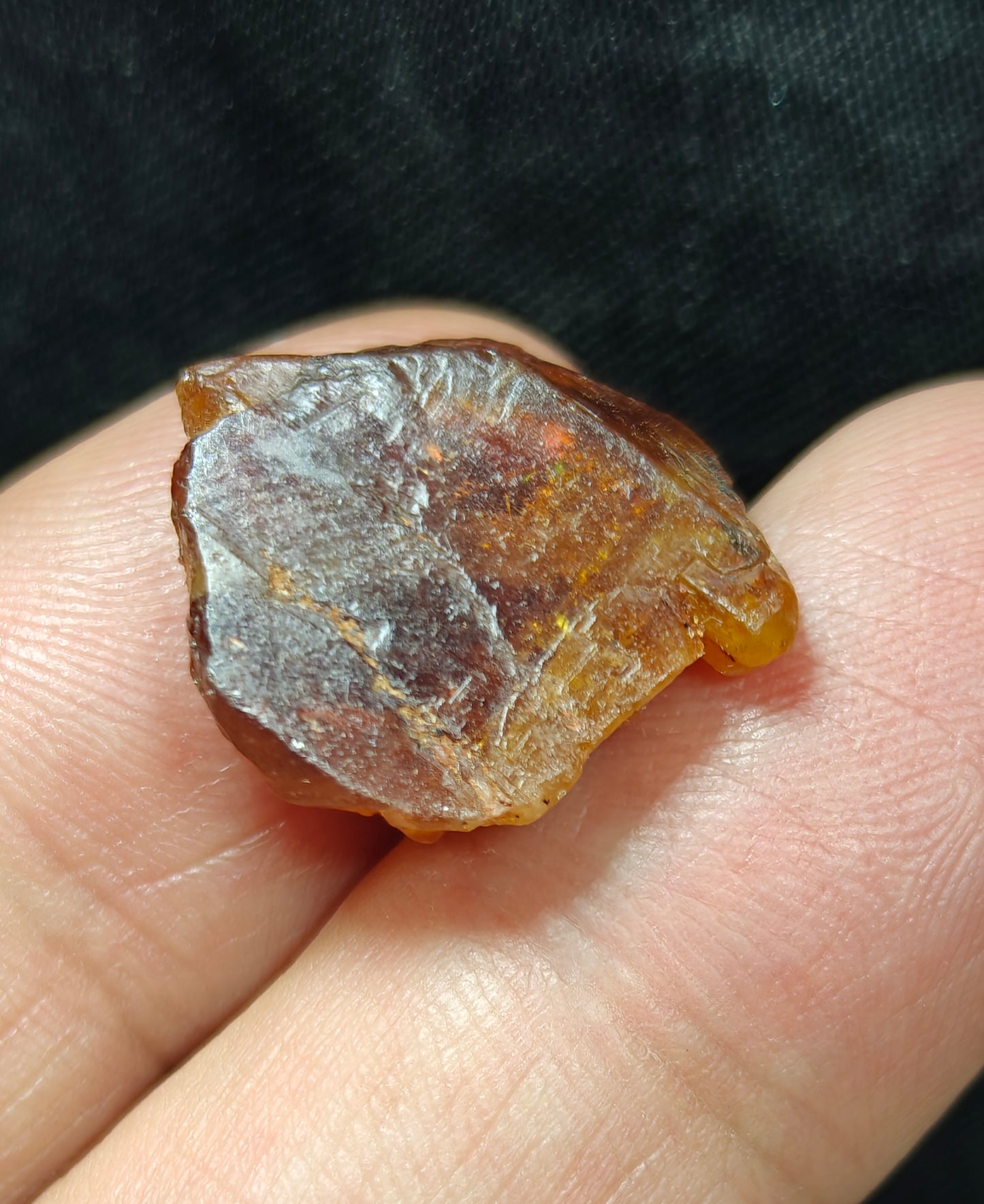 Natural bastnasite Bastnäsite crystal 8.5 grans