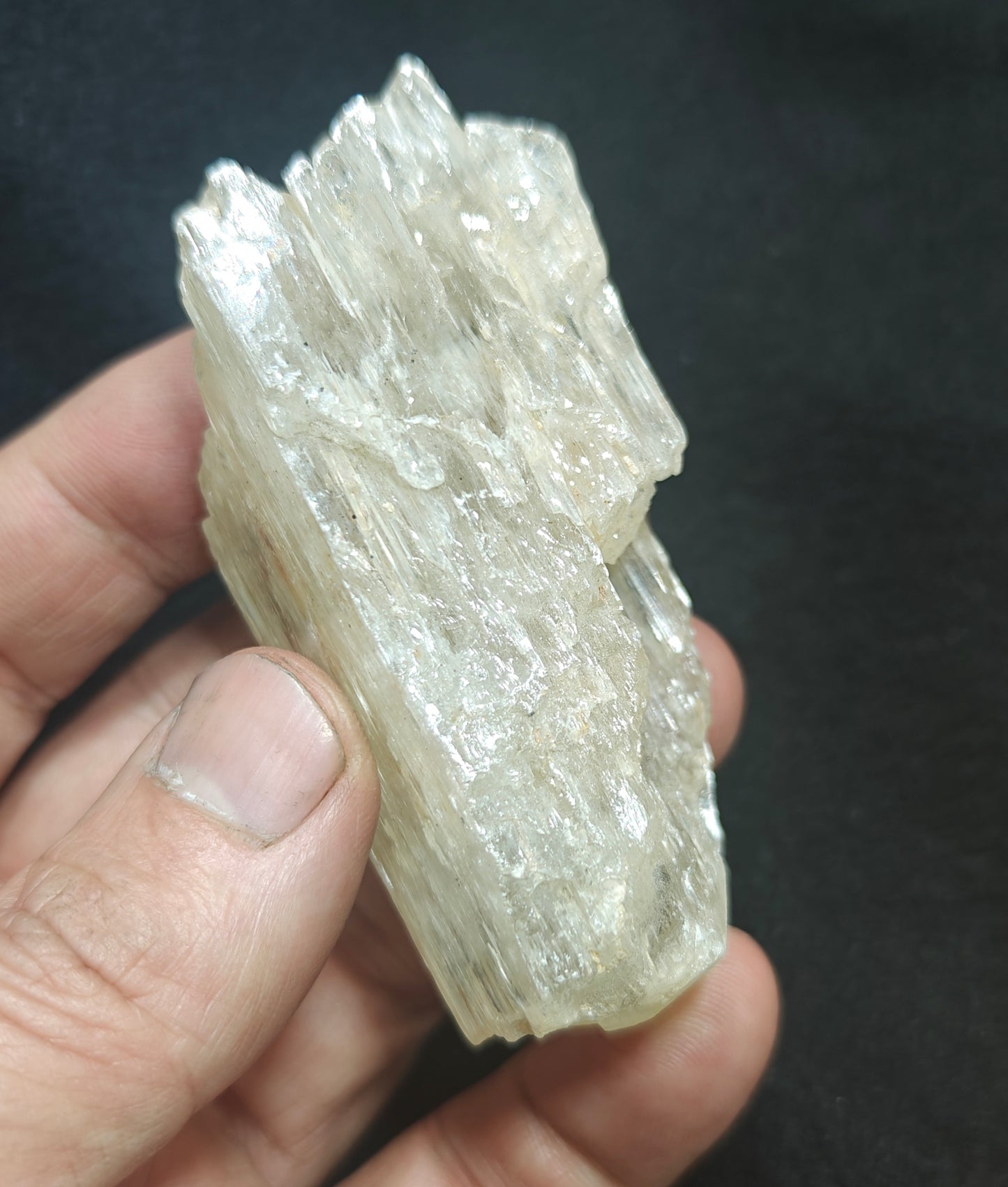 Natural etched spodumene crystal 134 grams