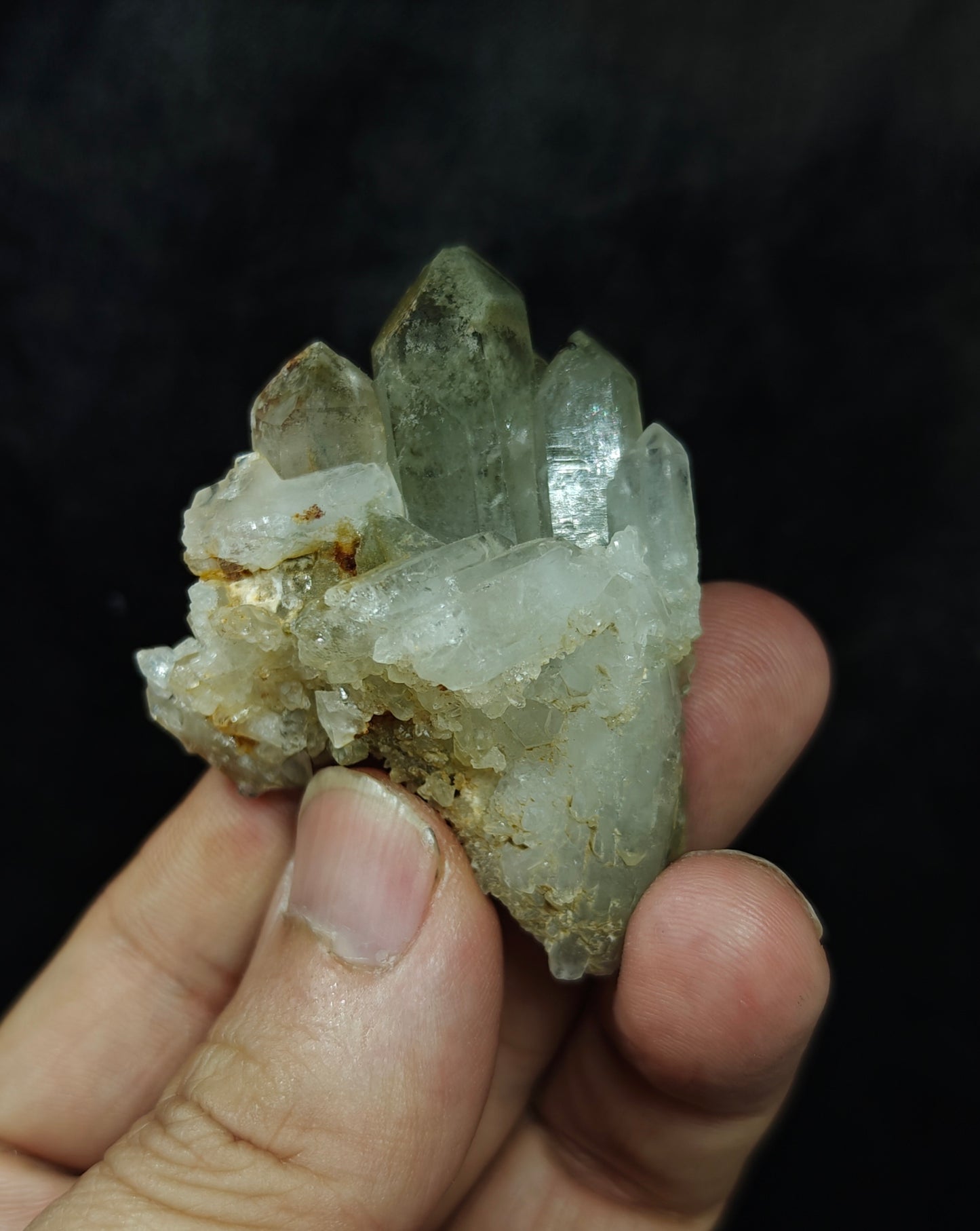 Natural chlorite quartz crystal 40 grams