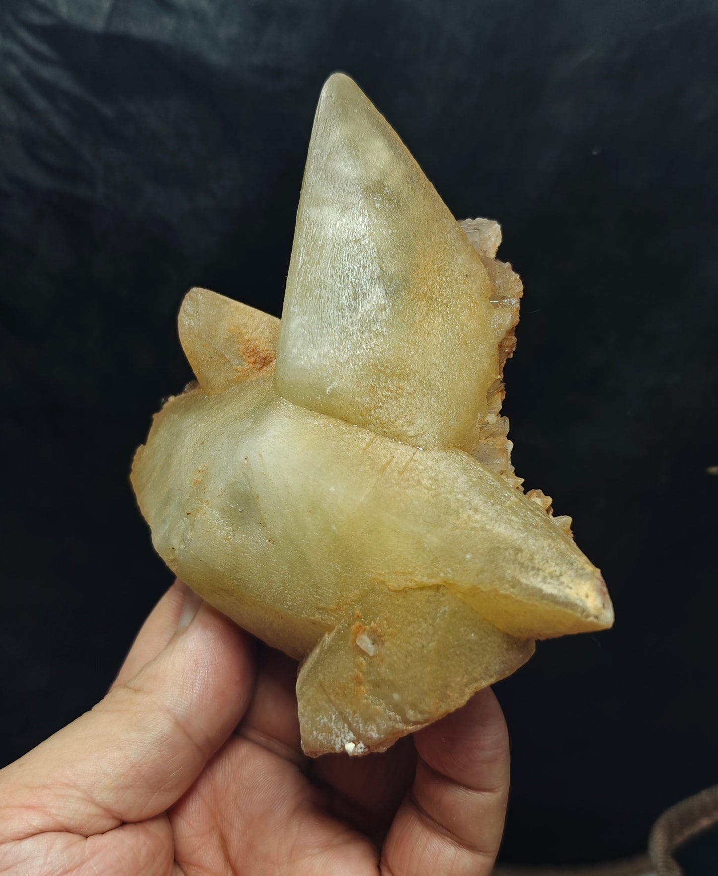 Natural Dogtooth calcite cluster beautiful terminations 415 grams