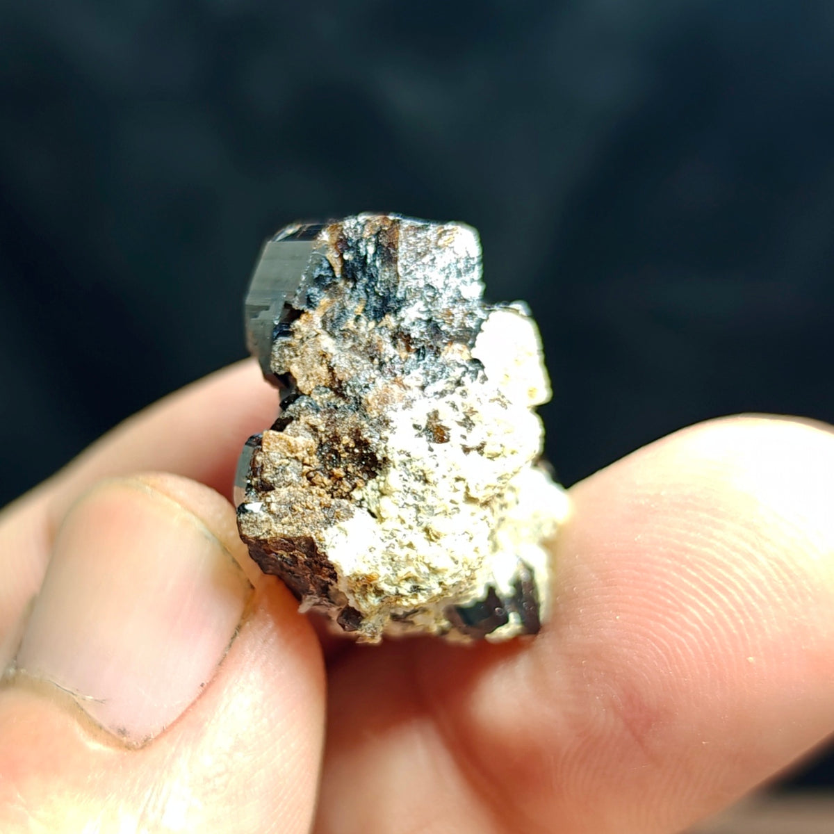 Natural dark brown Vesuvianite 11 grams