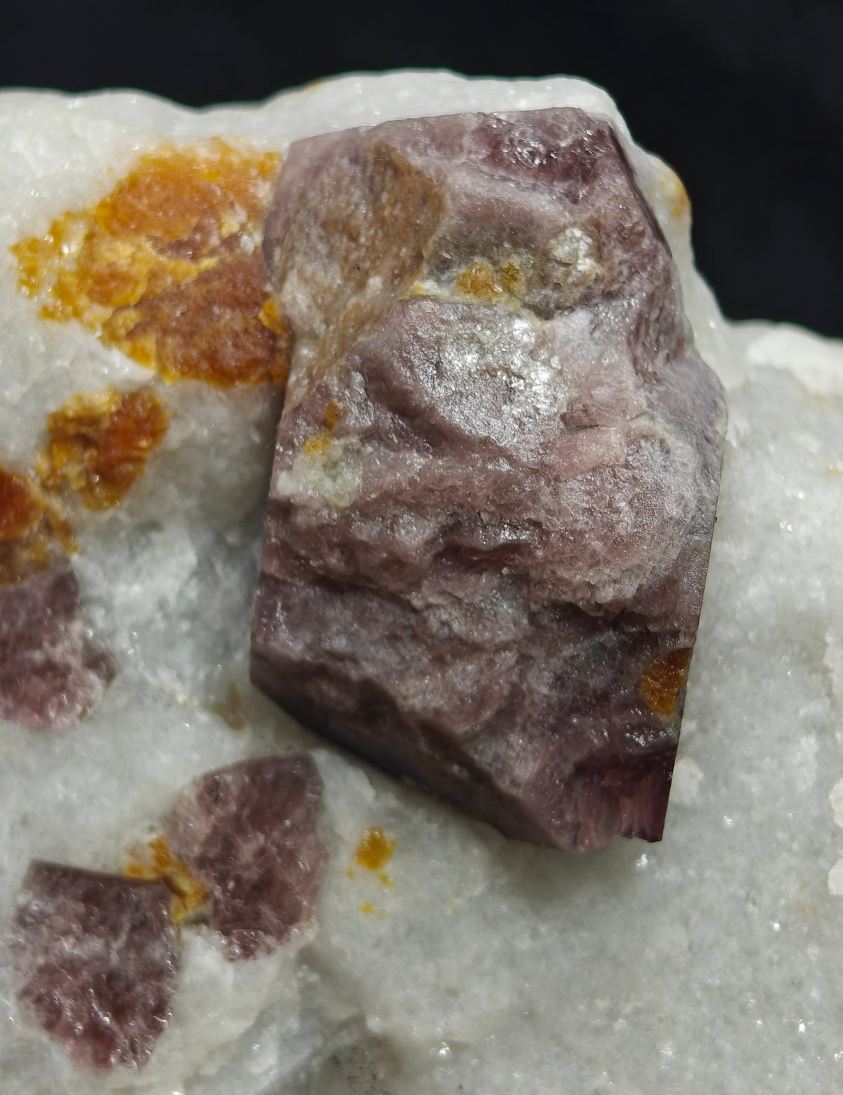 Natural fluorescent spinel specimen 364 grams