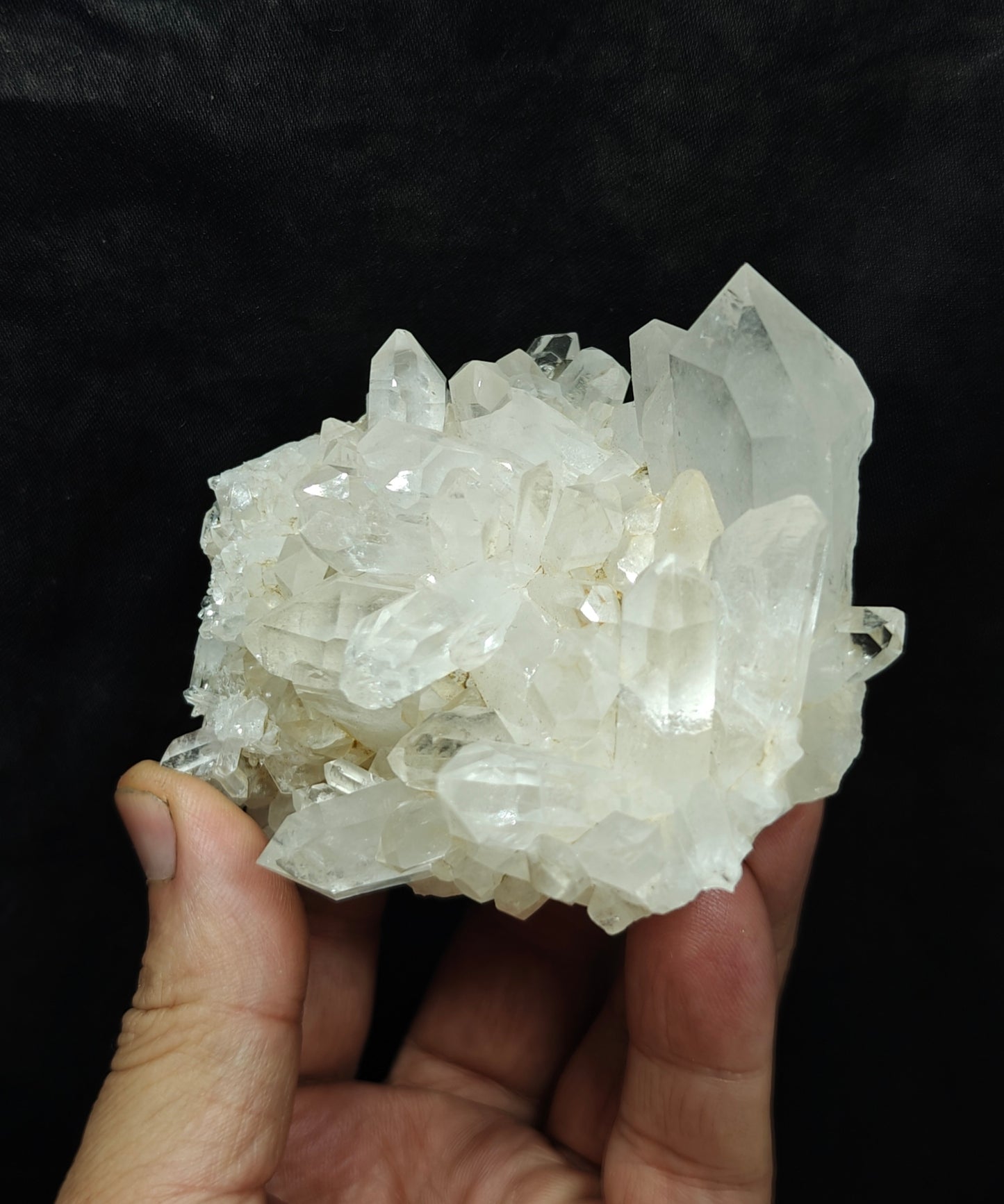 Natural Quartz Crystals Cluster 304 grams