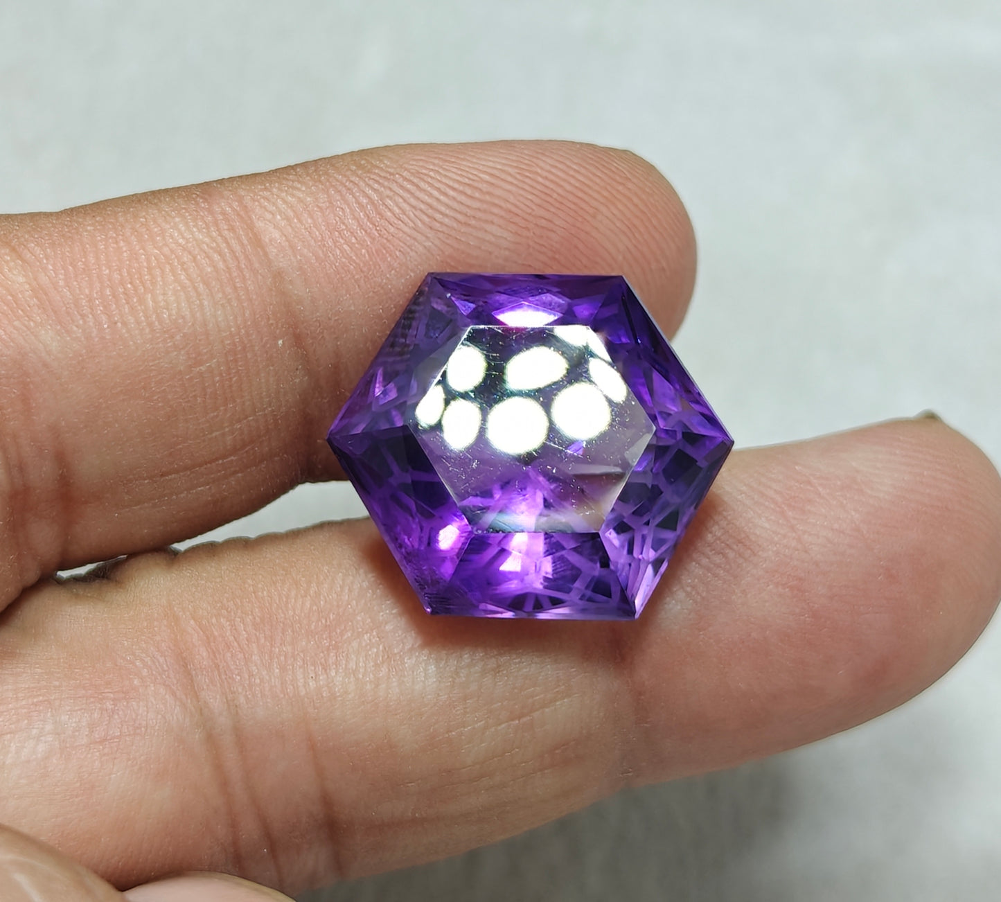 fancy hexagon faceted amethyst gemstone 30 carats