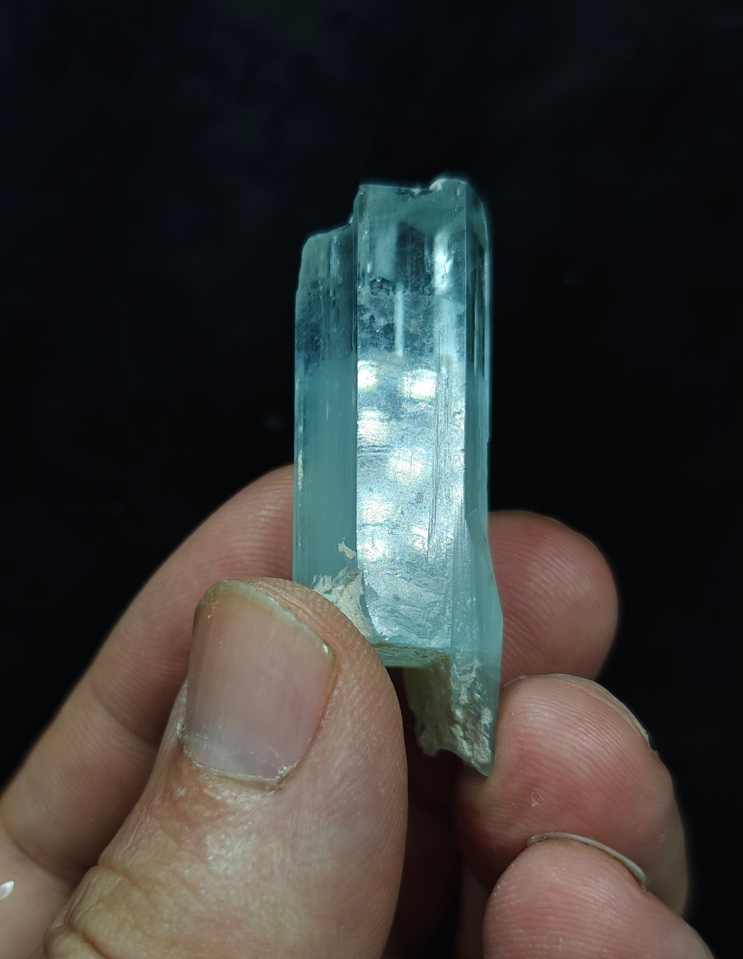 Natural terminated Aquamarine crystal 16 grams