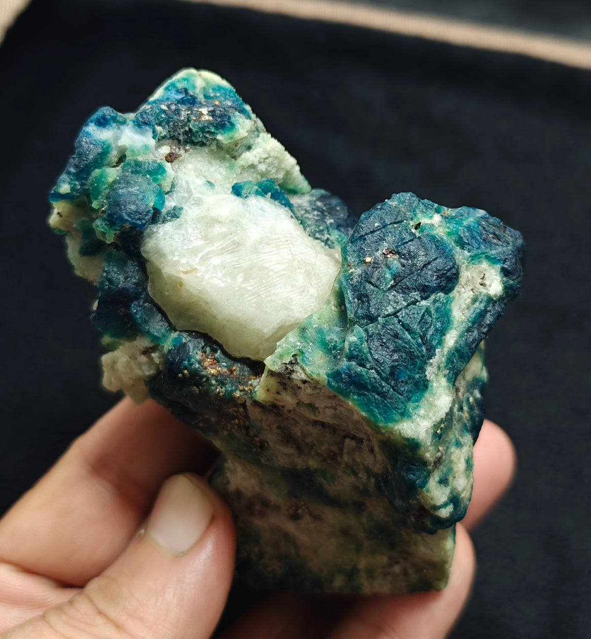 Natural Fluorescent Hauyne/Sodalite on matrix with Calcite 354 grams