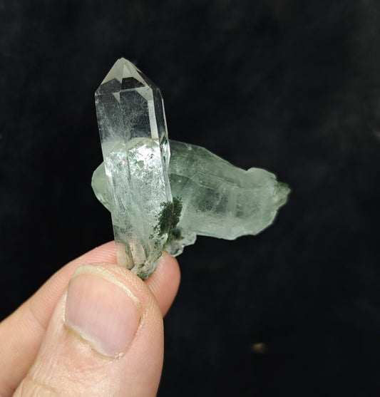 Natural chlorite quartz crystal cross formation 19 grams