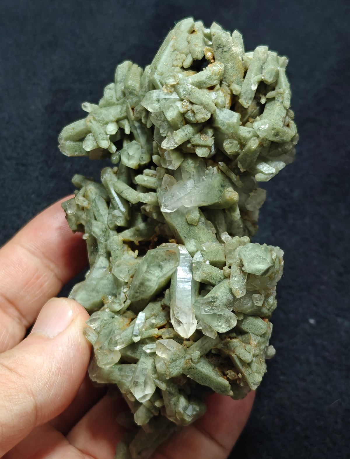 Chlorite Quartz crystals cluster 224 grams