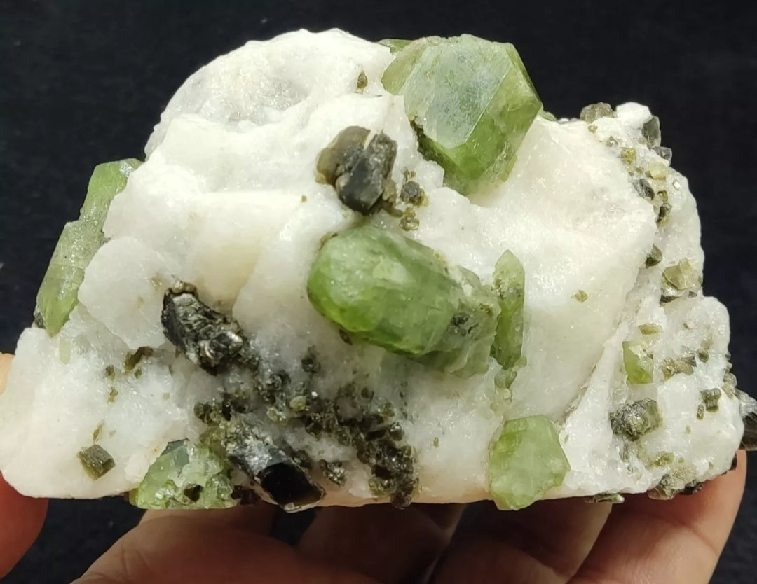 Diopside crystals on matrix with black/dark brown mica 811 grams