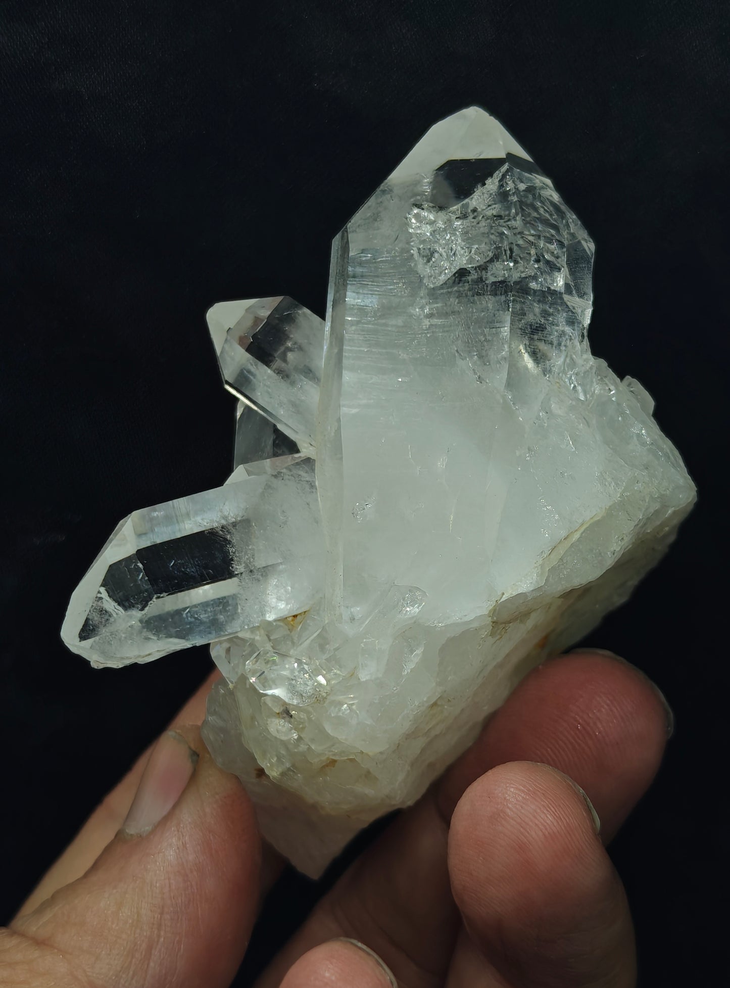 An amazing specimen of terminated Quartz Crystals cluster 187 grams