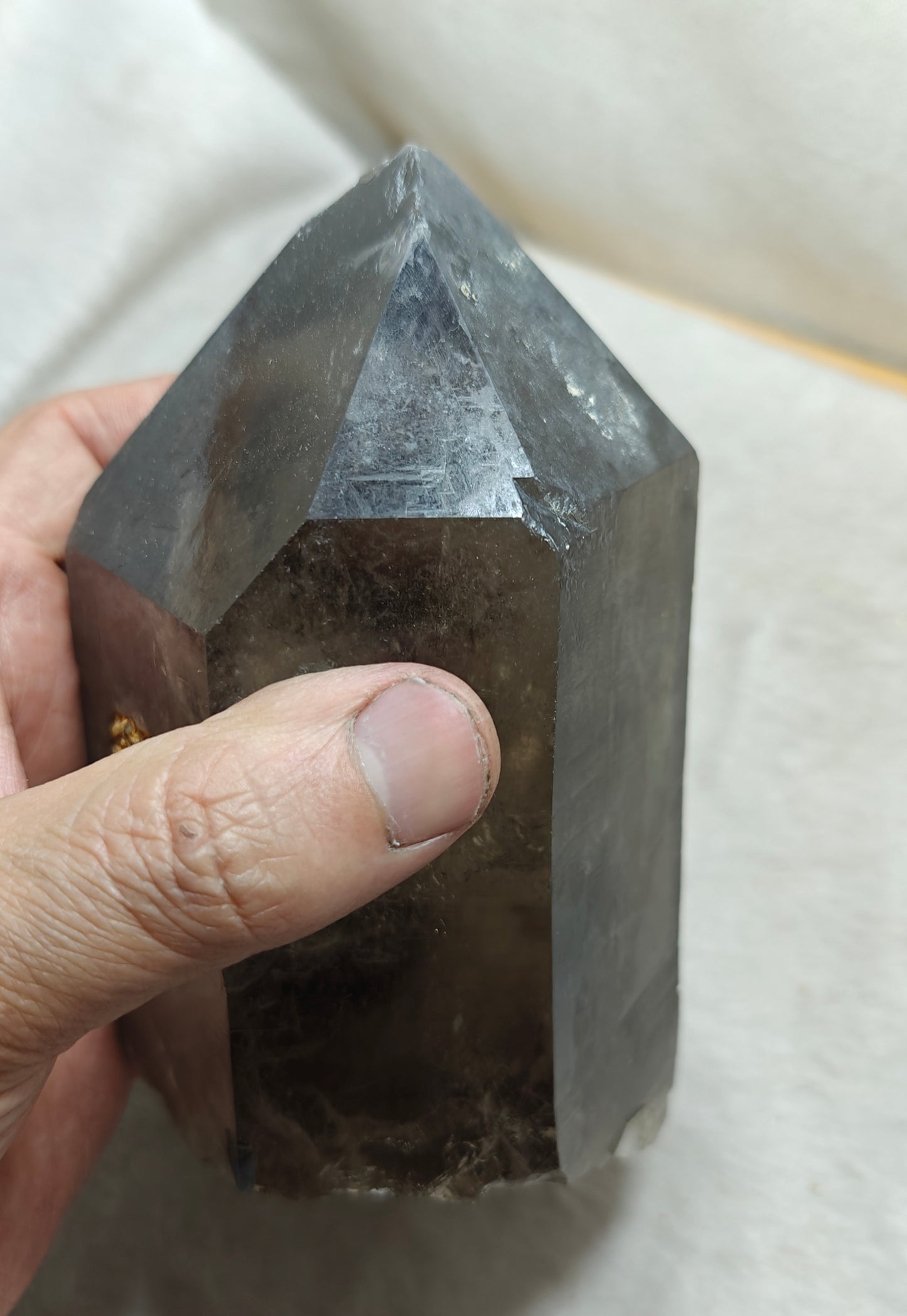 Large smoky Quartz Crystal 1290 grams