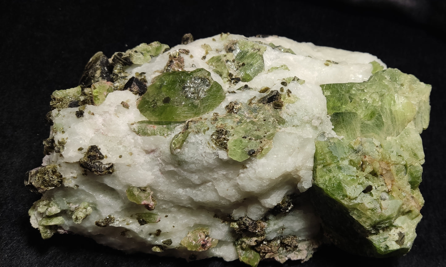 Large Green diopside crystals on matrix with mica 2400 grams