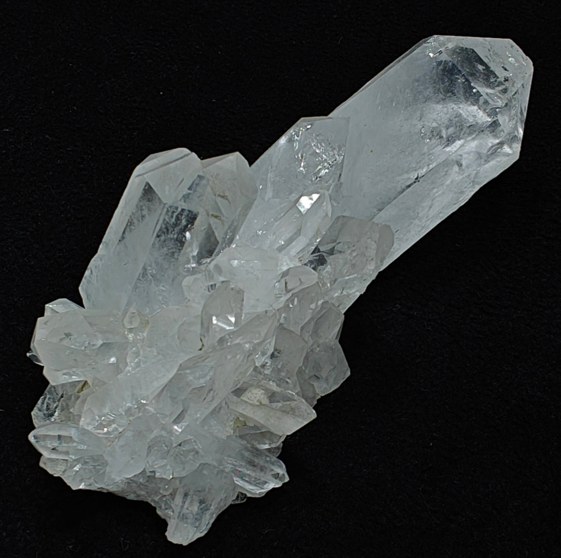 Quartz crystals cluster 378 grams
