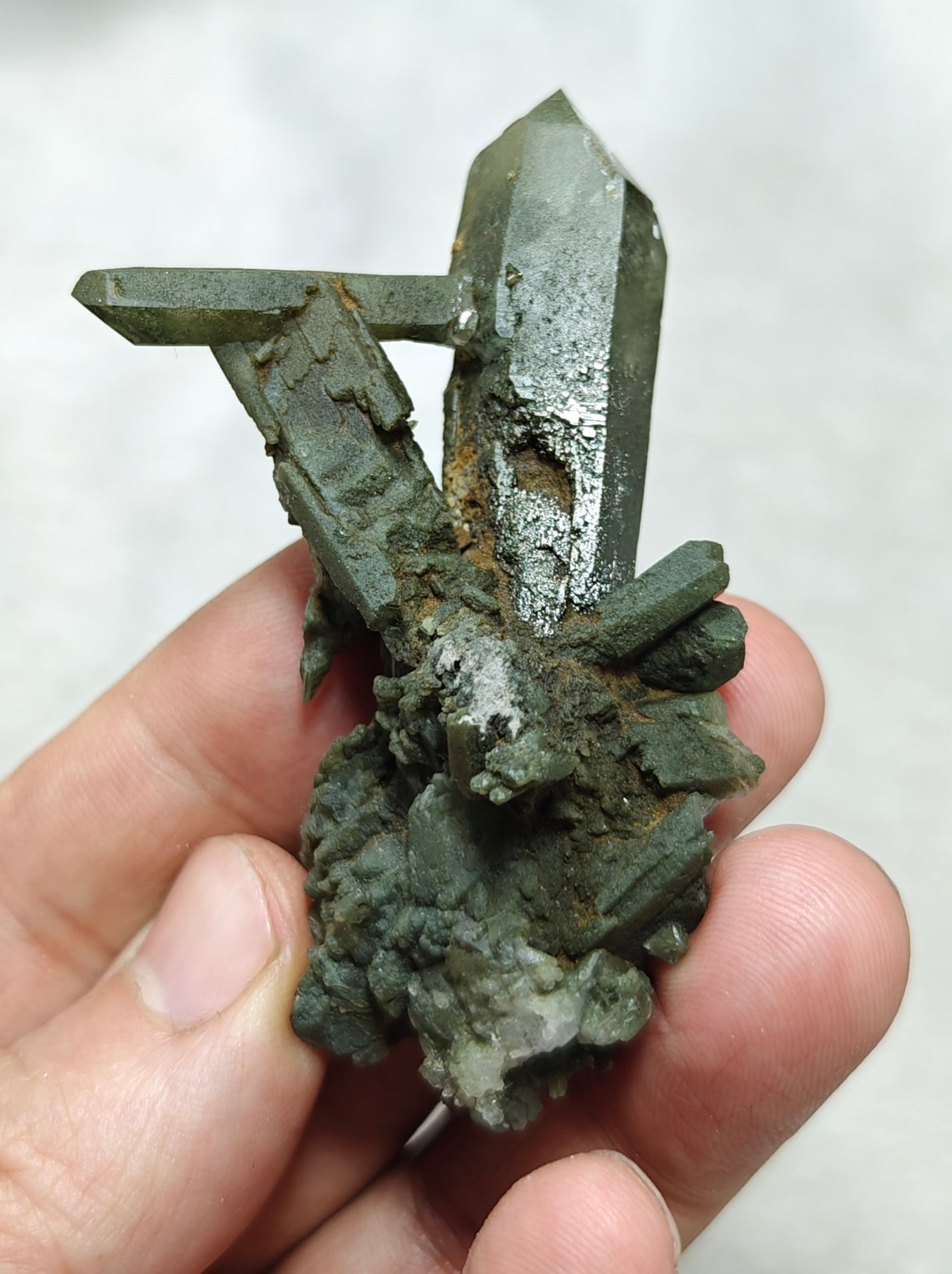 Natural Chlorite Quartz cluster 42 grams