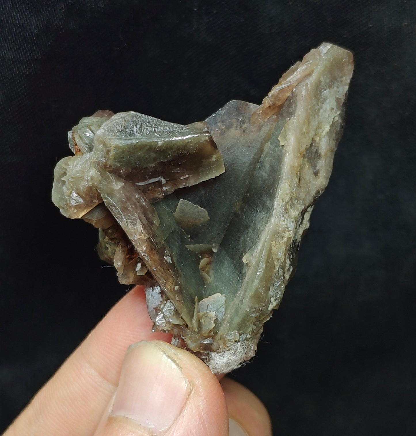Axinite crystal cluster 38 grams
