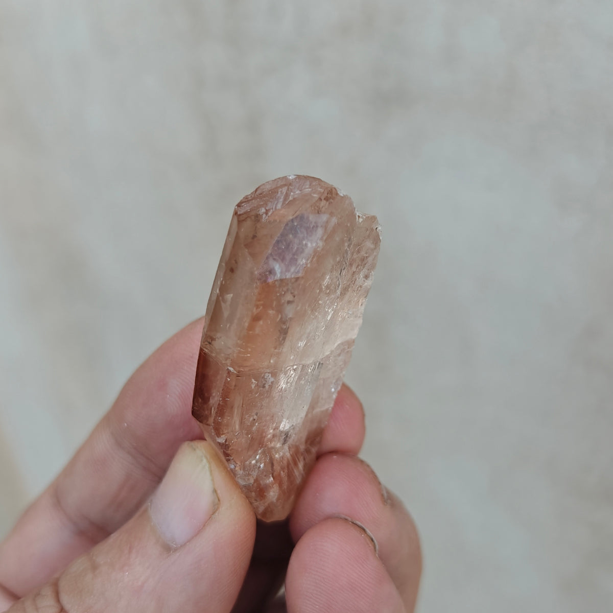 peach color Topaz crystal 32 grams