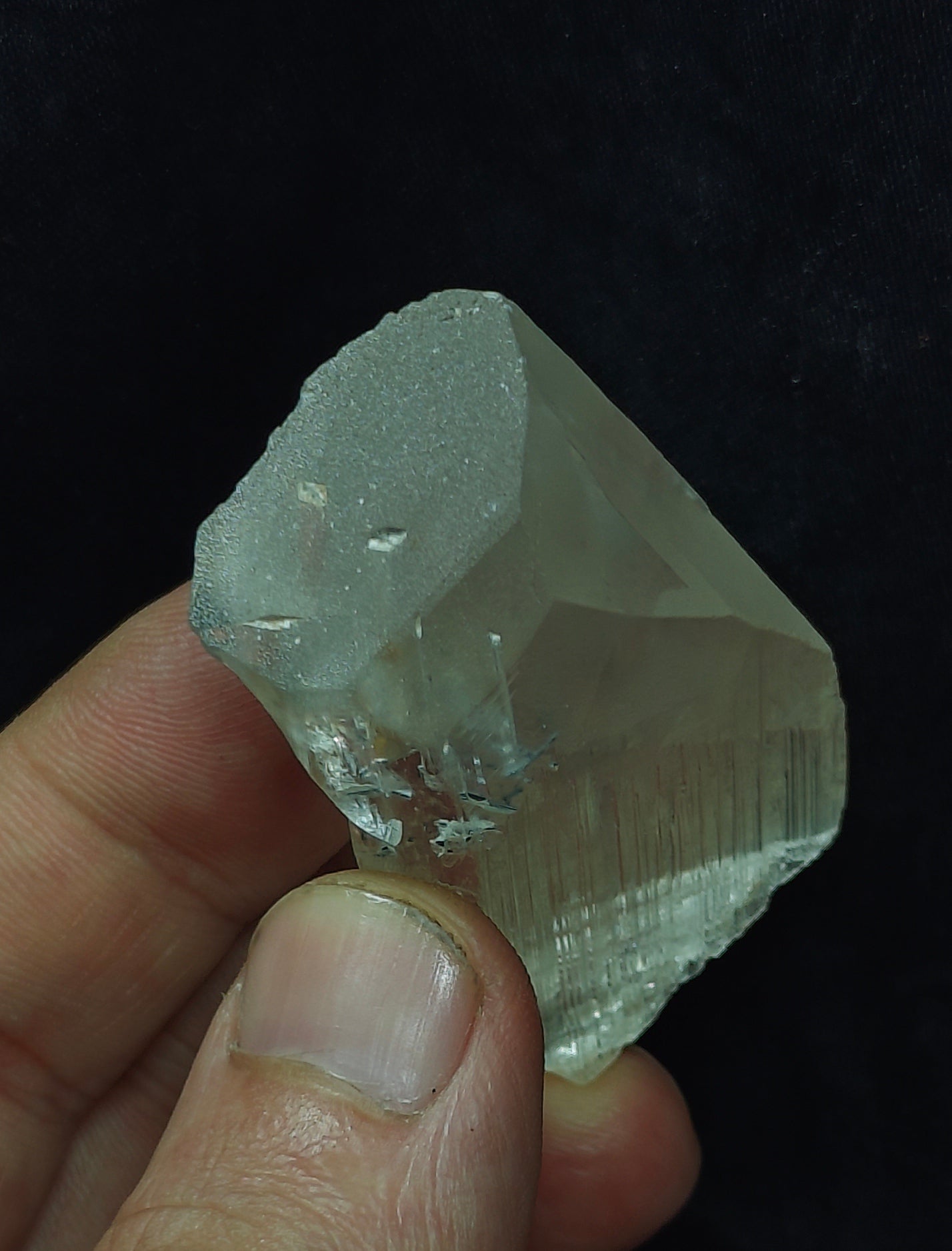 Natural spodumene crystal 52 grams