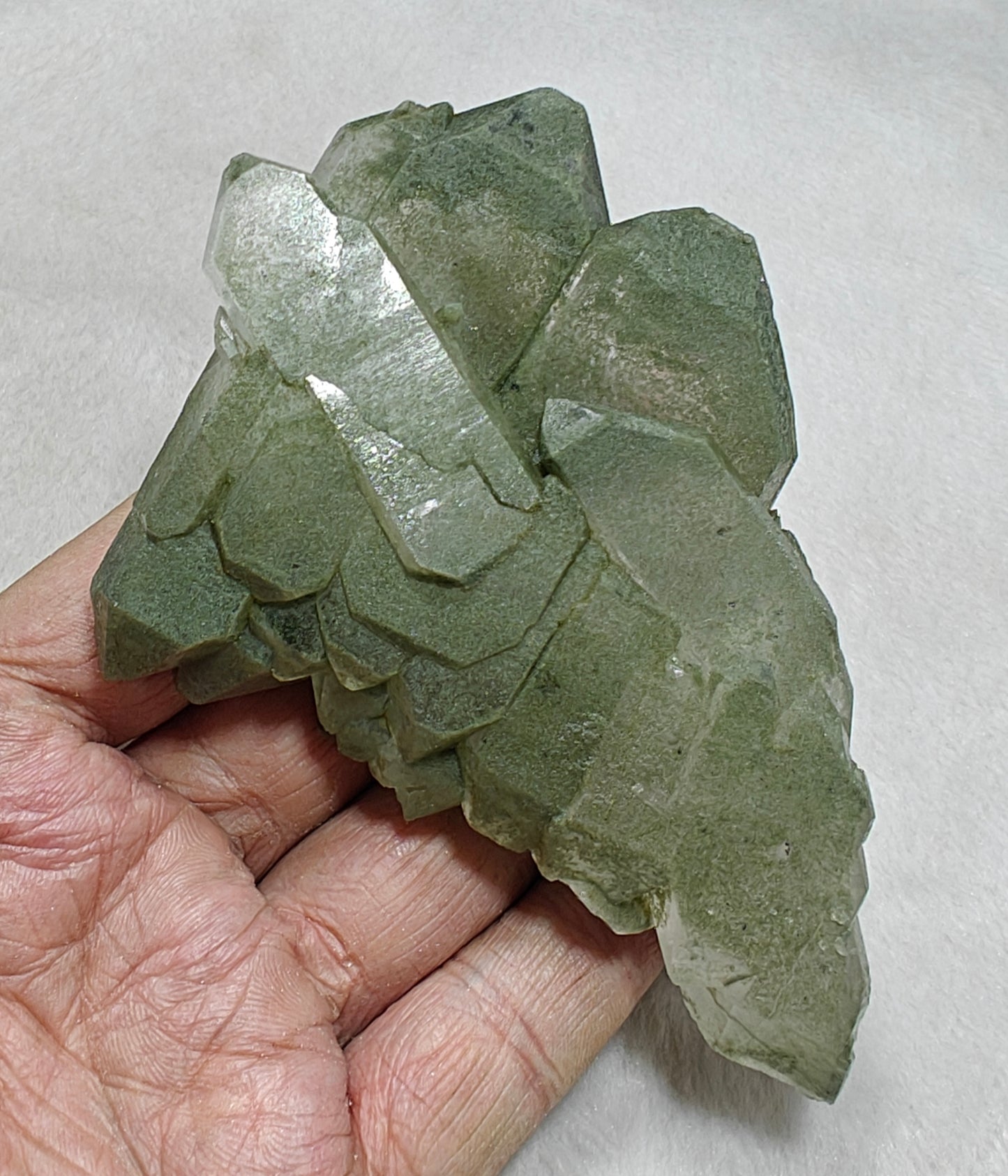 Chlorite Quartz crystals cluster 218 grams
