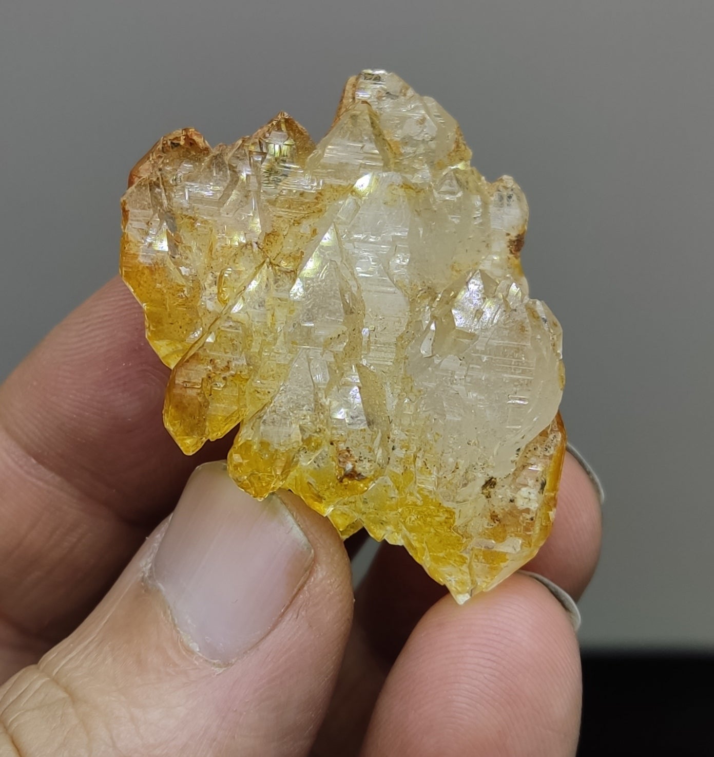 Natural Yellow Quartz Crystal 28 grams