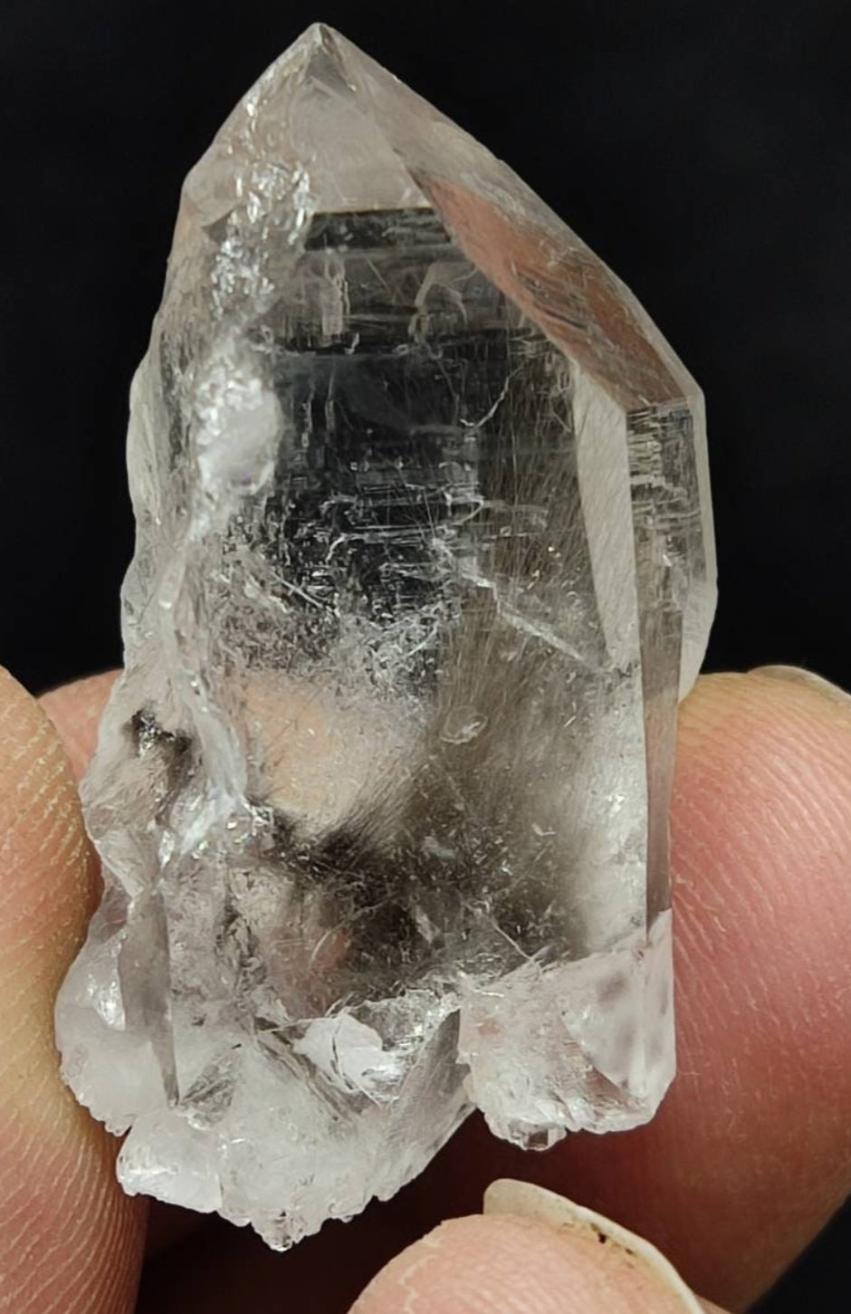 Single beautiful brookite included Quartz Crystal 17 grams