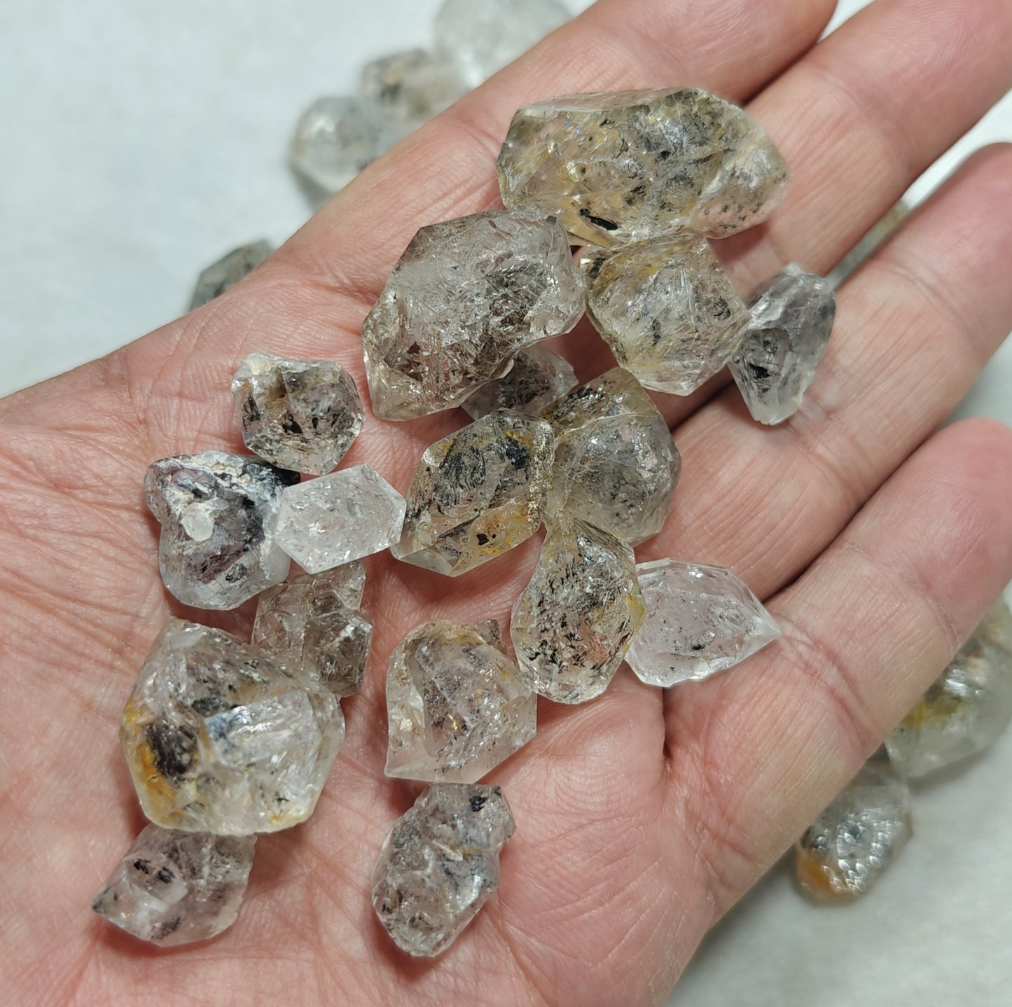 220 grams diamond quartz crystals some with carbon inclusions