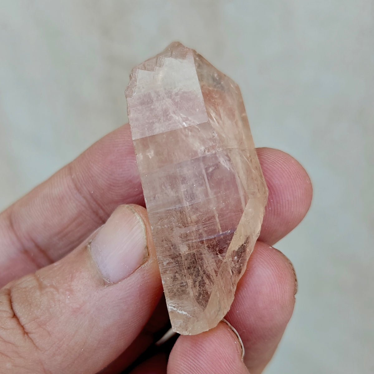 peach color Topaz crystal 32 grams